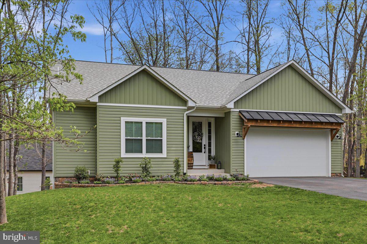 LAKE HOLIDAY ESTATES - Residential