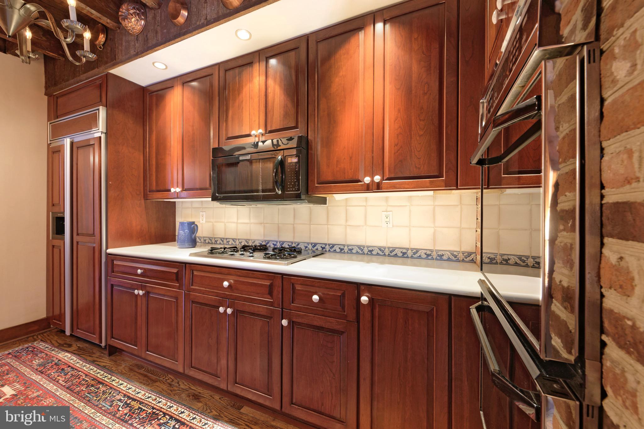 OLD TOWN ALEXANDRIA - Residential