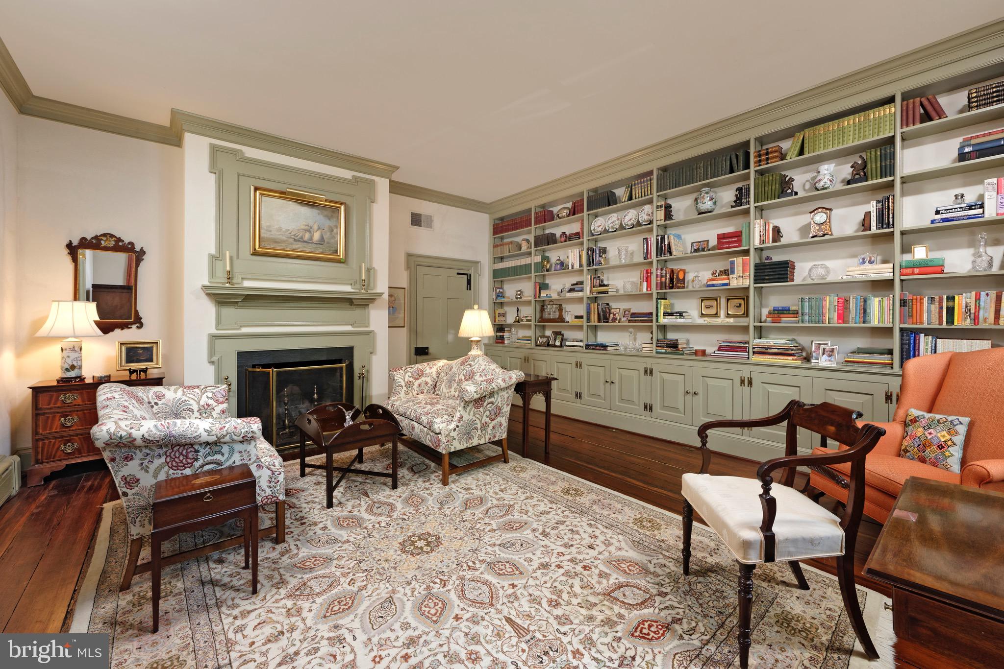 OLD TOWN ALEXANDRIA - Residential