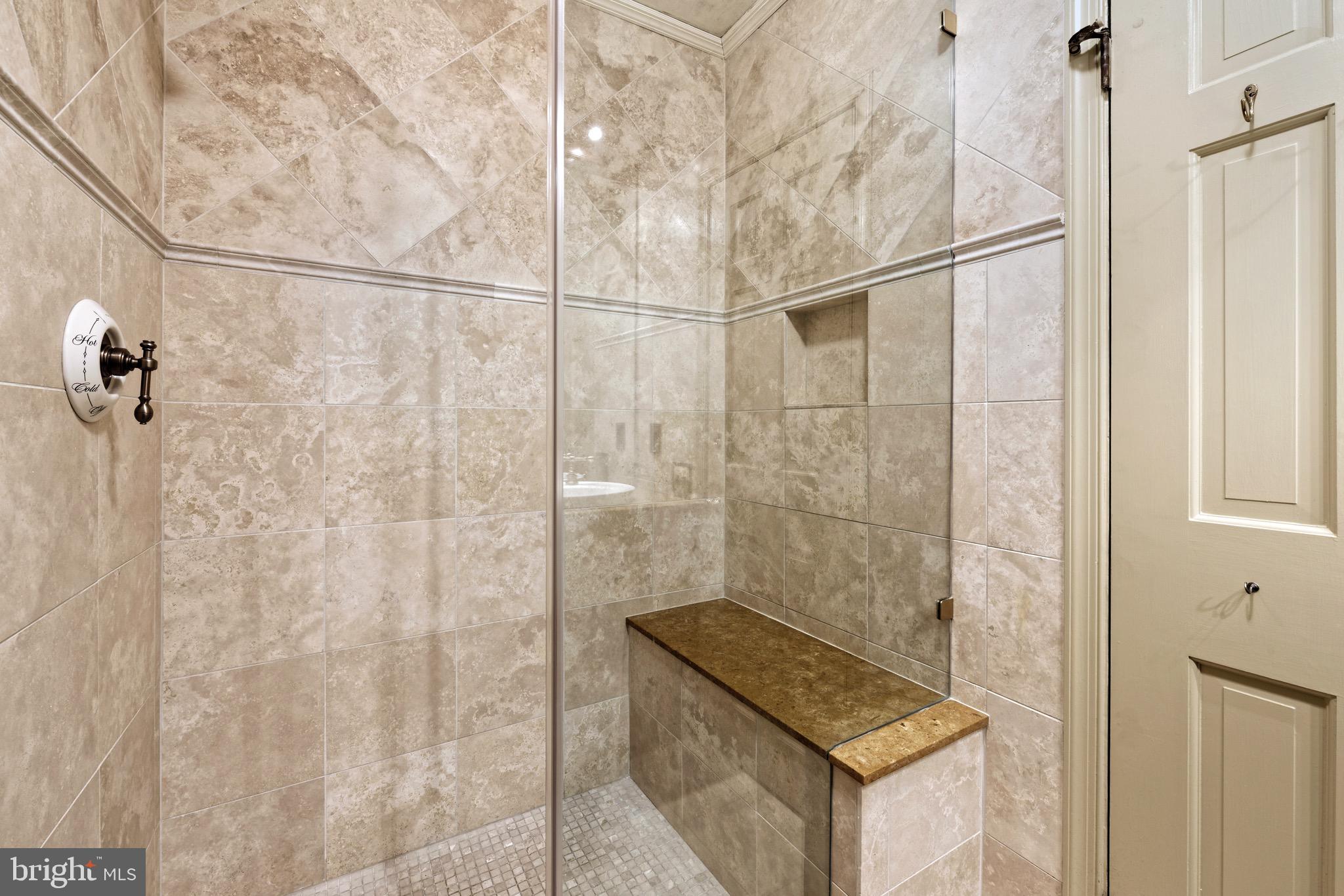 OLD TOWN ALEXANDRIA - Residential