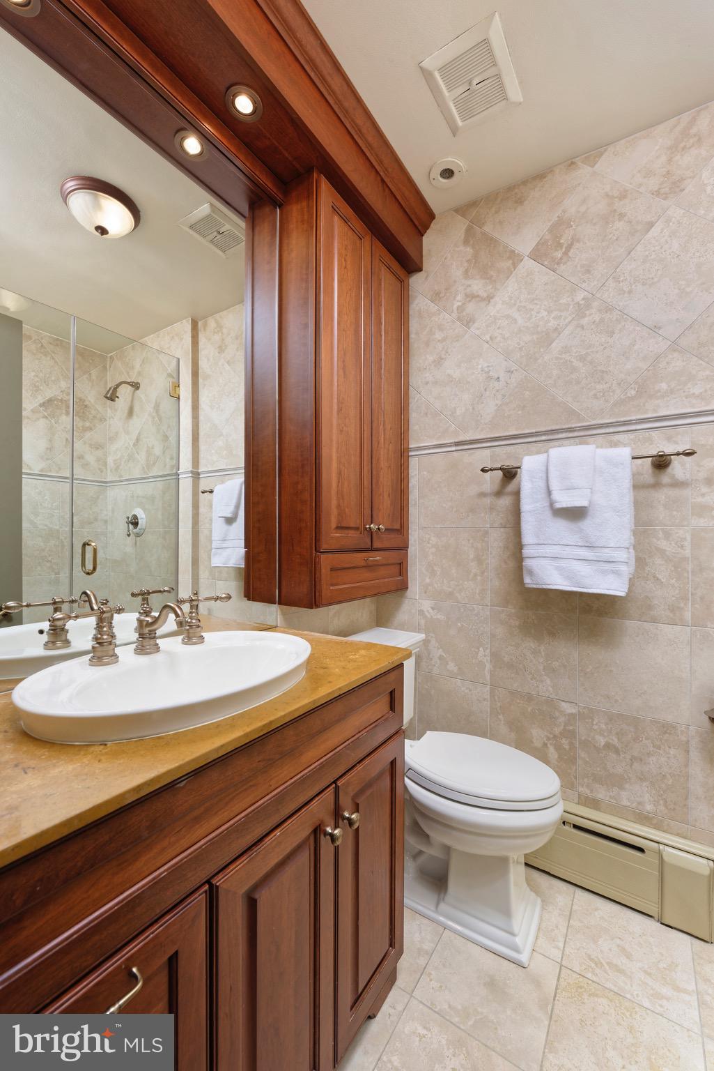 OLD TOWN ALEXANDRIA - Residential