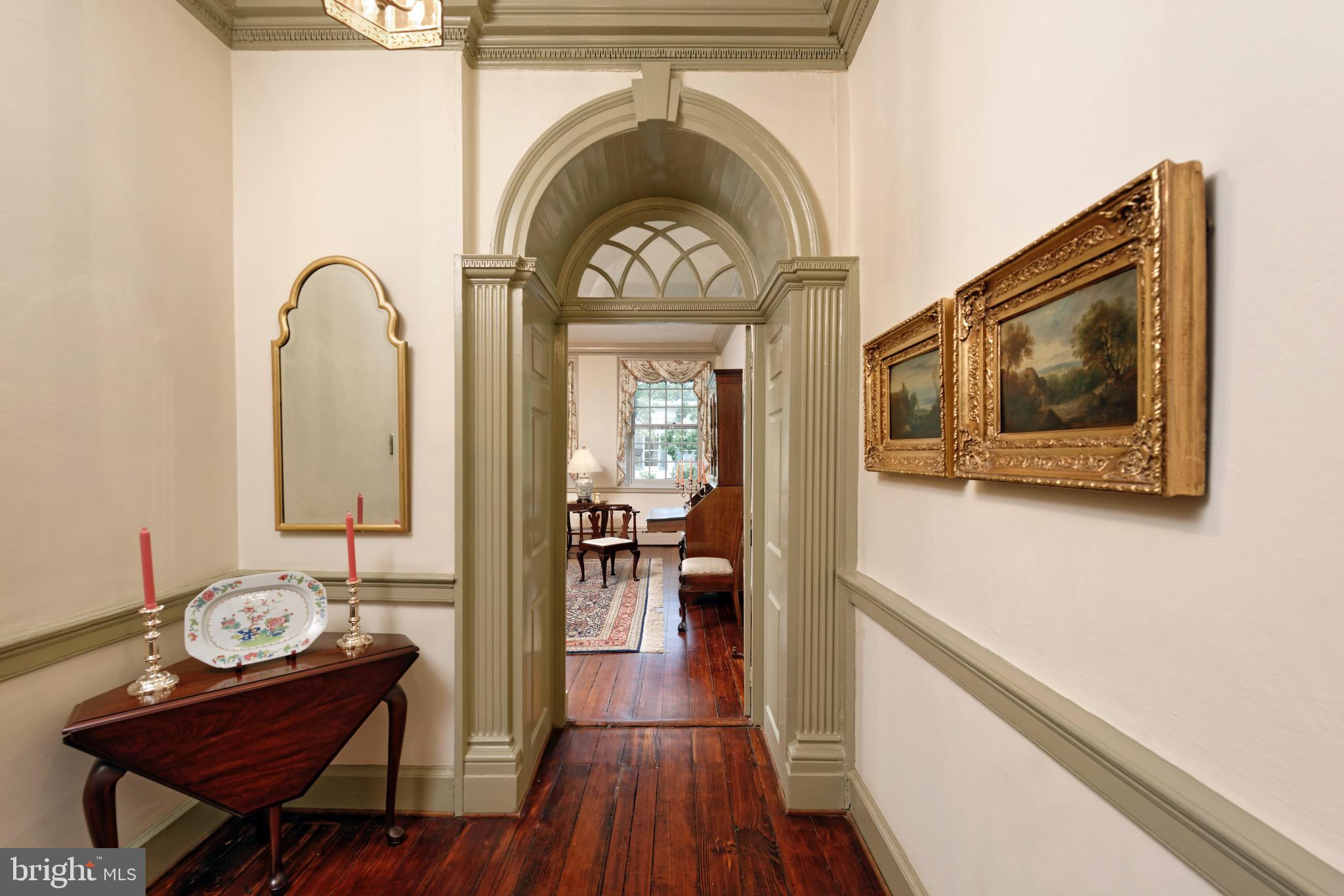 OLD TOWN ALEXANDRIA - Residential