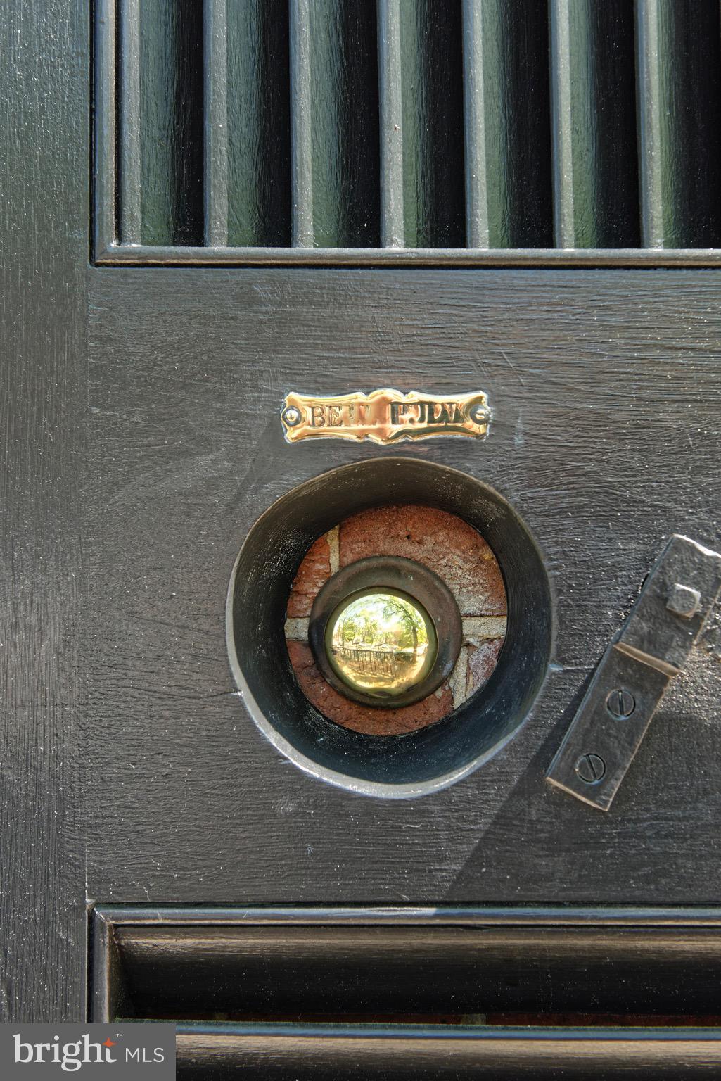 OLD TOWN ALEXANDRIA - Residential