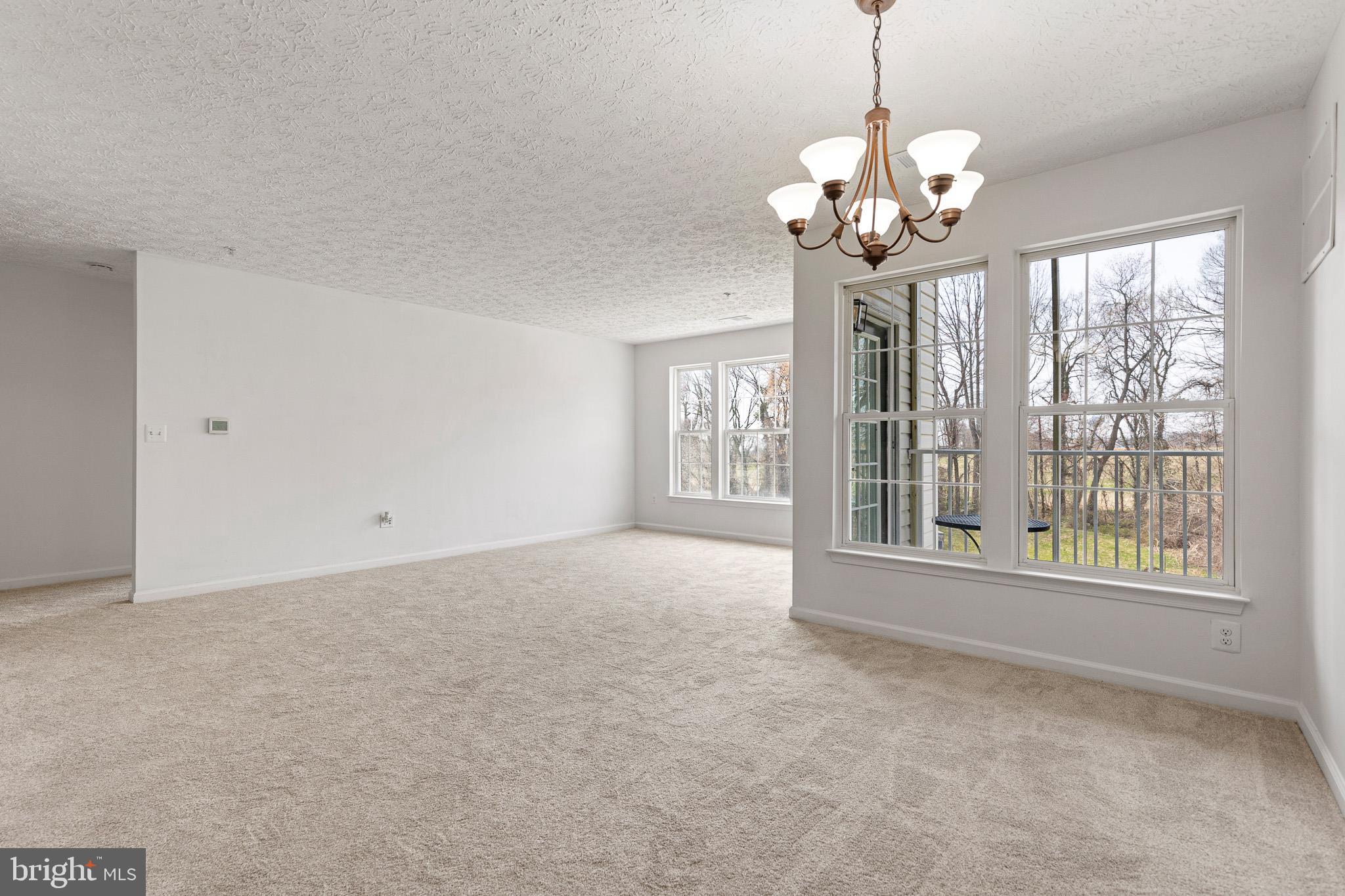 BAYLAND CONDO - Residential