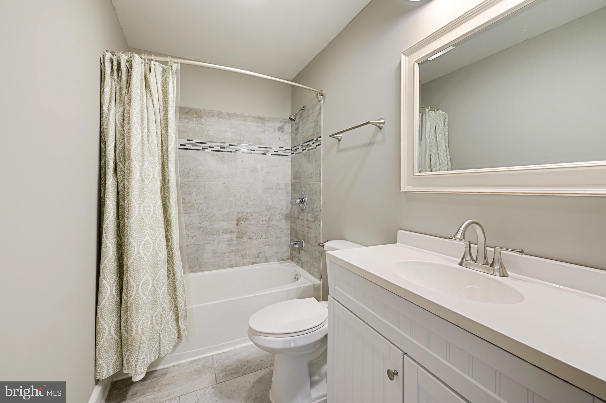 BELHAVEN BEACH - Residential