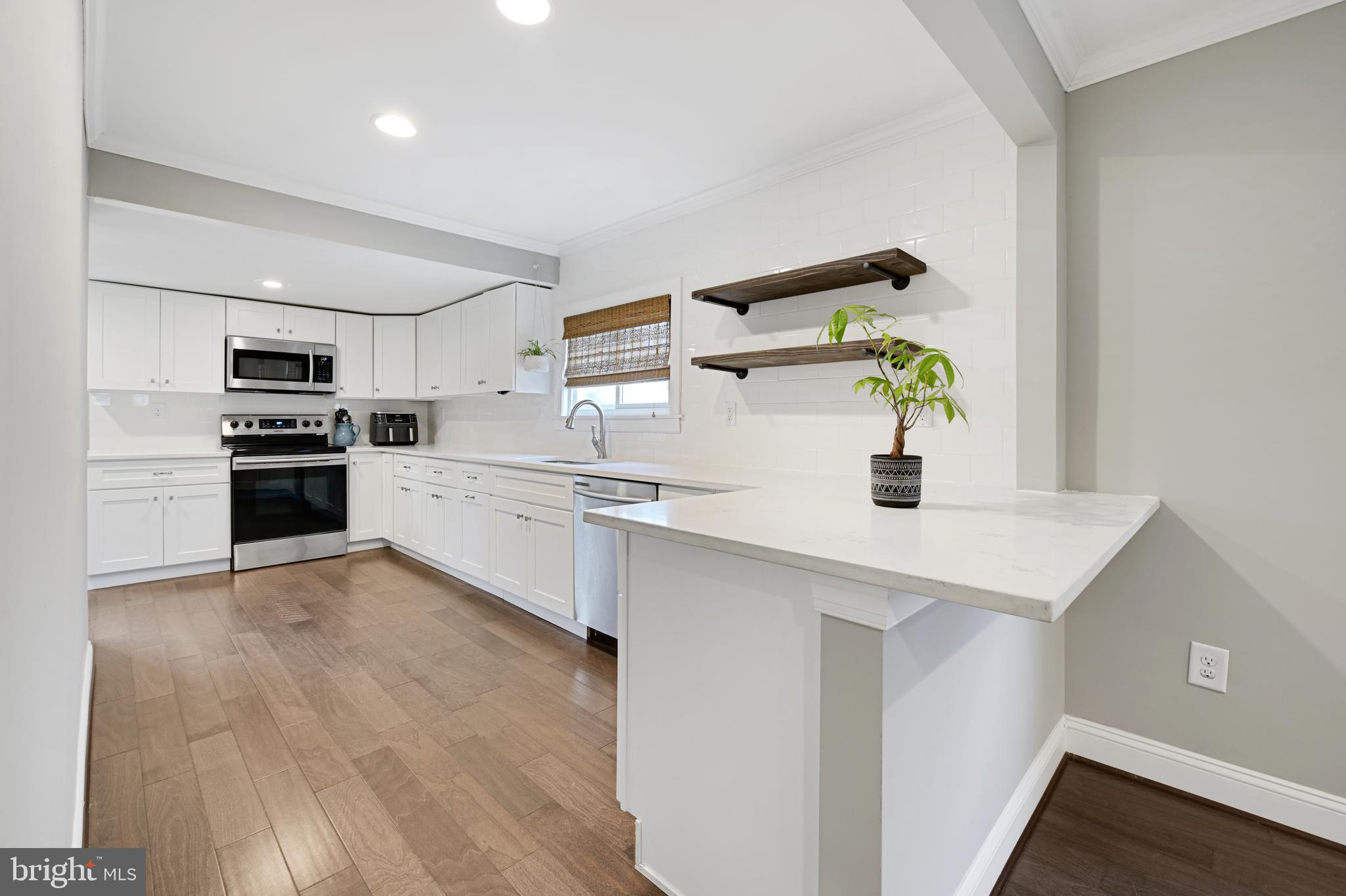 BELHAVEN BEACH - Residential