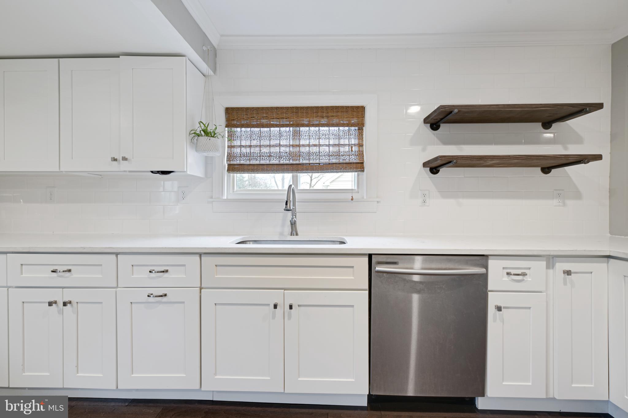 BELHAVEN BEACH - Residential