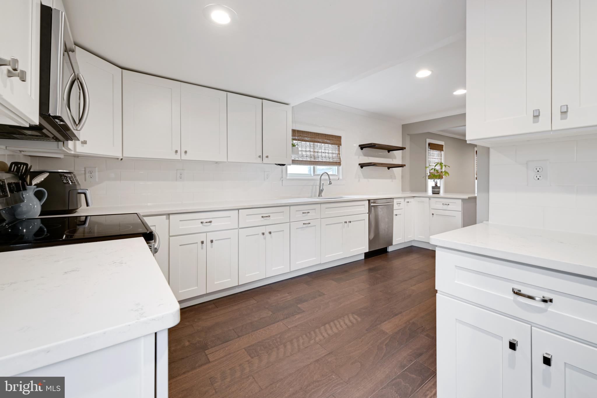 BELHAVEN BEACH - Residential