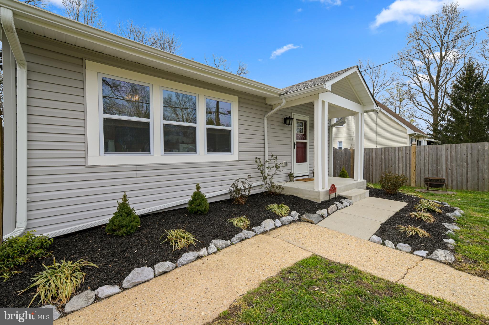 BELHAVEN BEACH - Residential