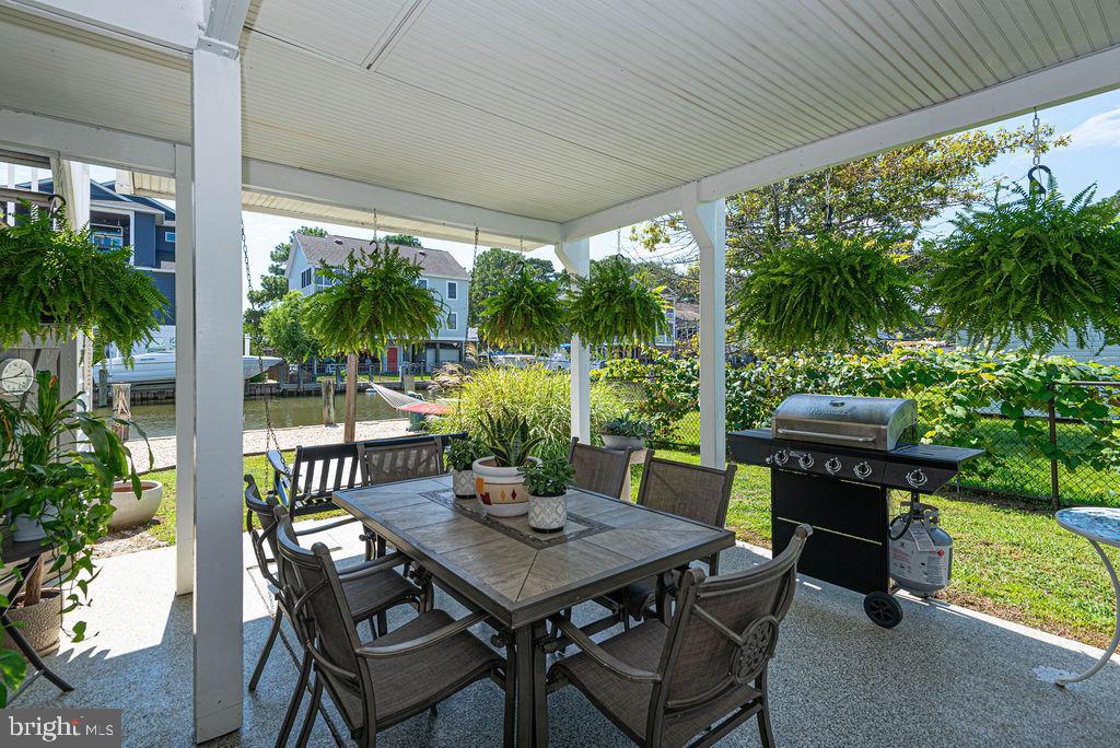 SNUG HARBOR - Residential