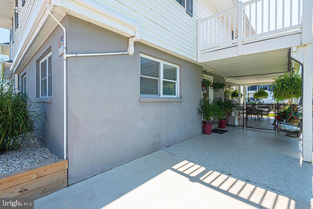 SNUG HARBOR - Residential