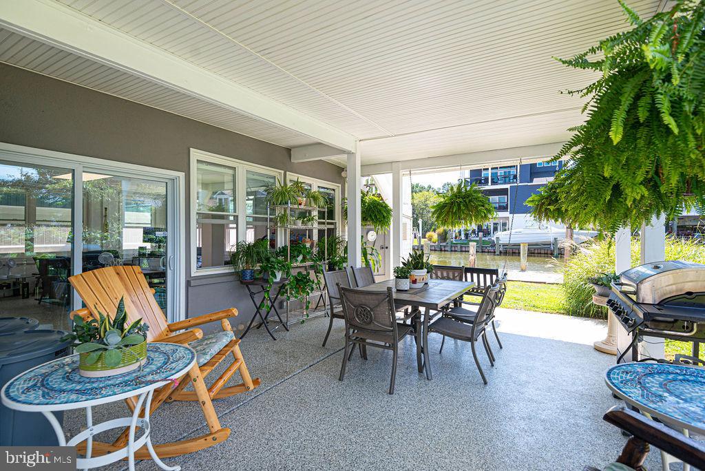 SNUG HARBOR - Residential