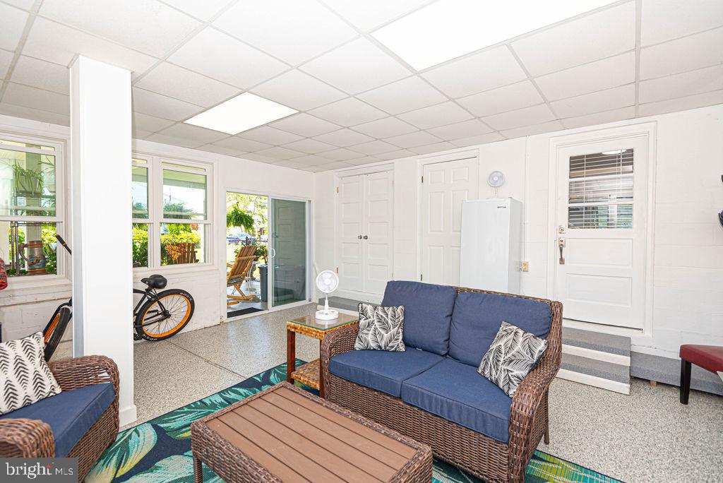 SNUG HARBOR - Residential