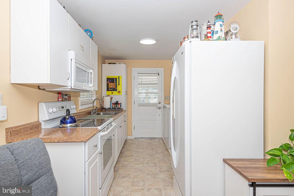 SNUG HARBOR - Residential