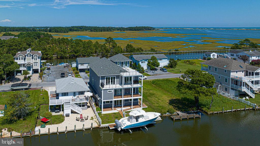 SNUG HARBOR - Residential