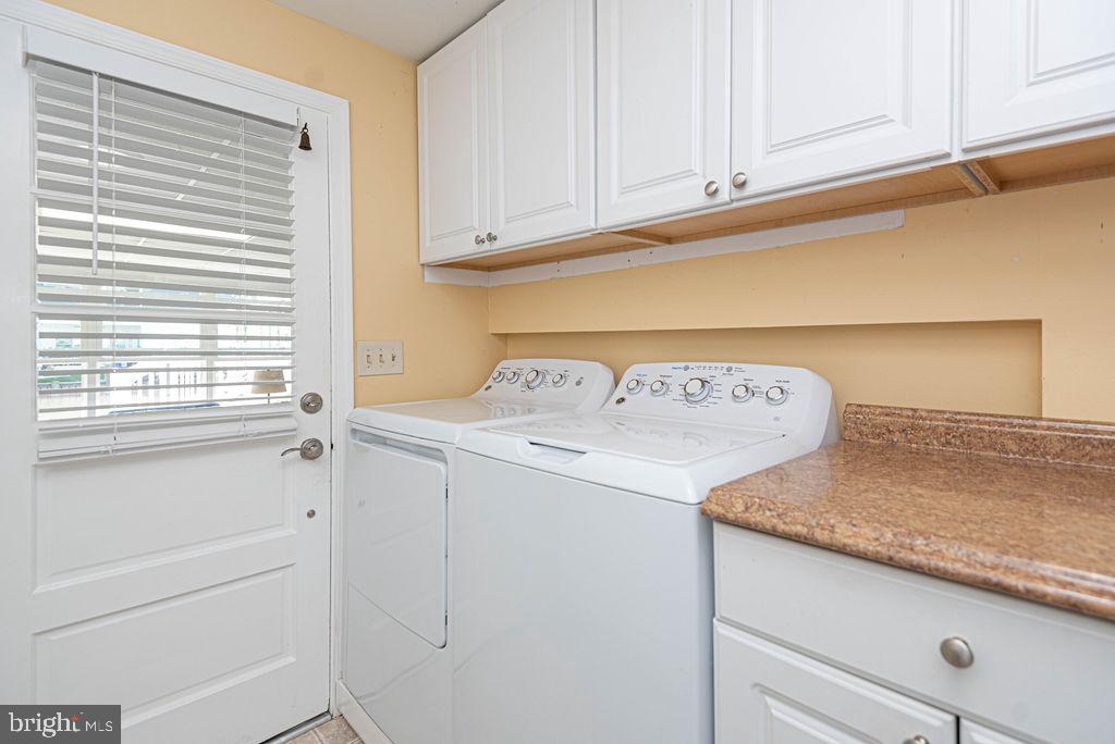 SNUG HARBOR - Residential