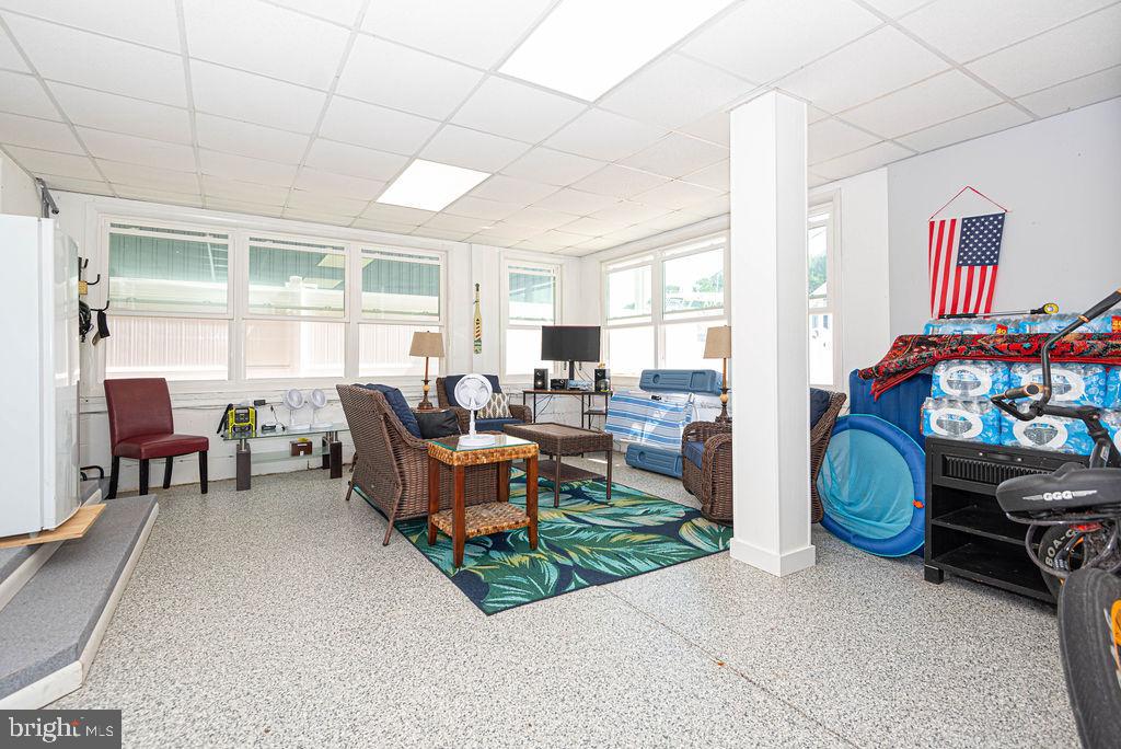 SNUG HARBOR - Residential