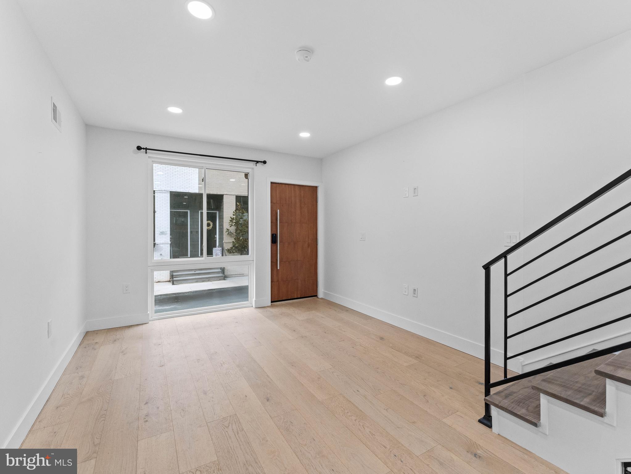 622 MCCLELLAN STREET