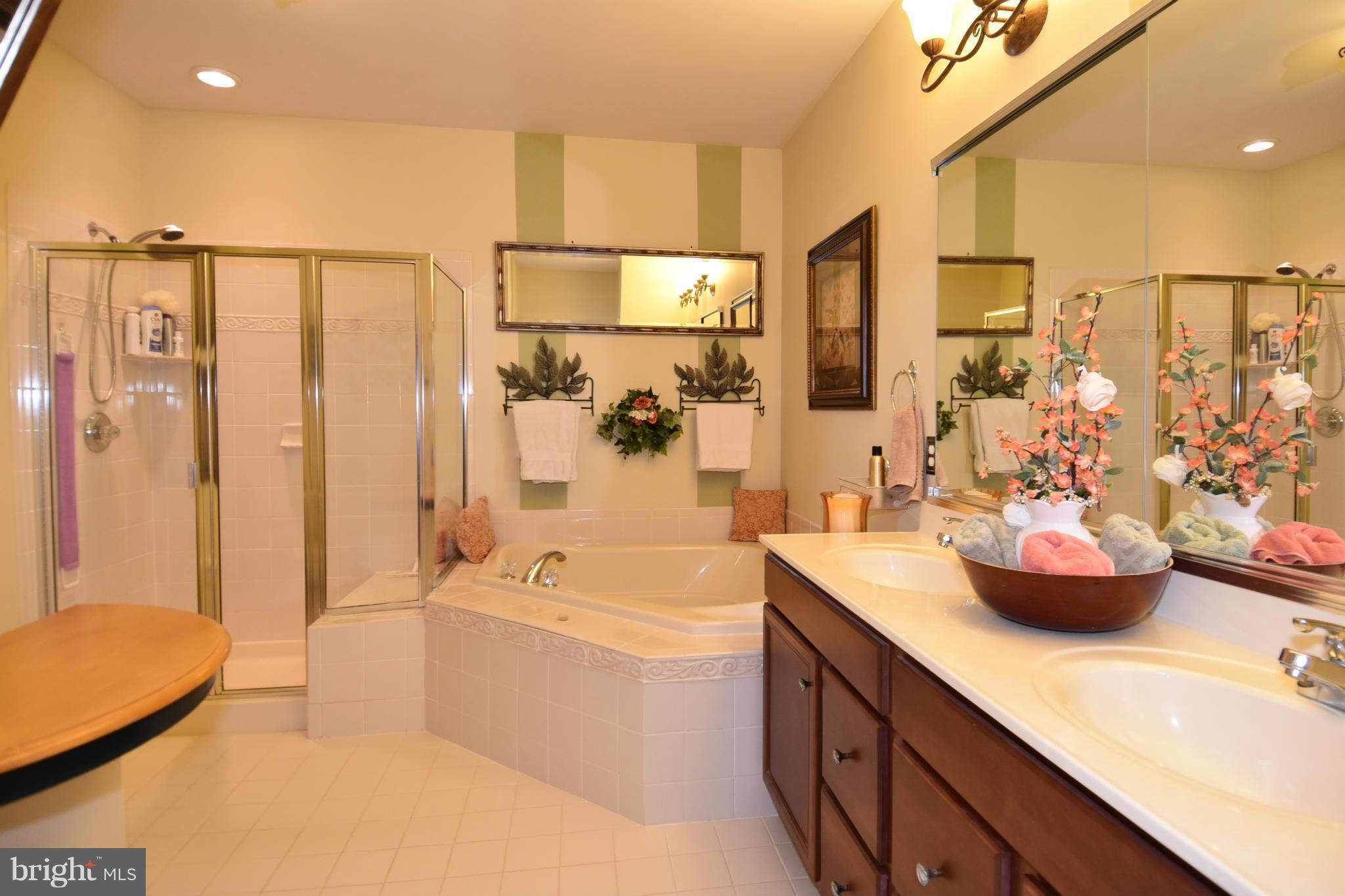 DOMINION VALLEY COUNTRY CLUB - Residential