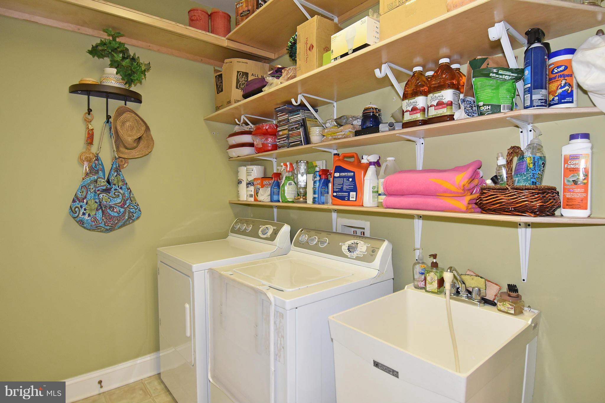 DOMINION VALLEY COUNTRY CLUB - Residential