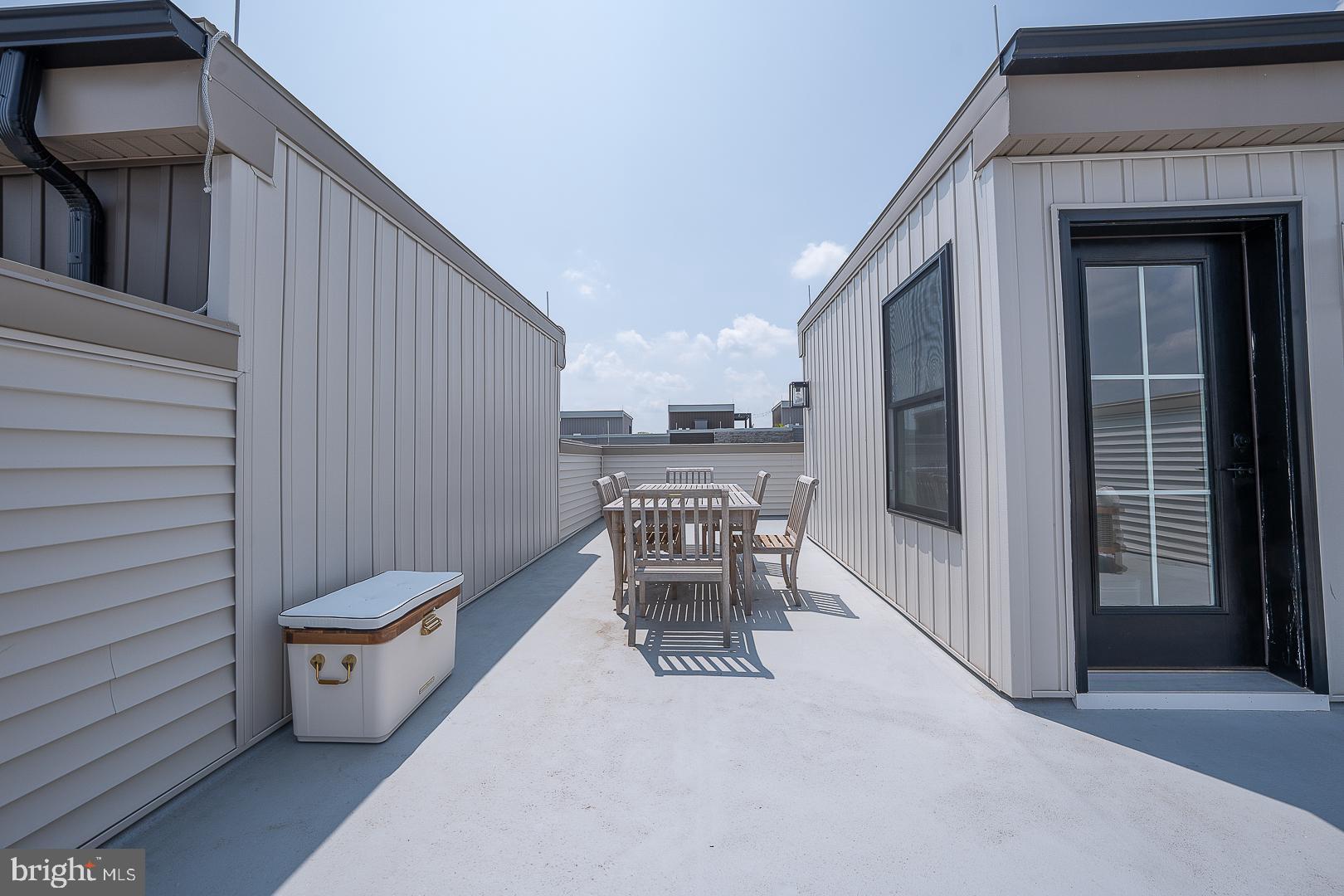 NEWTOWN WALK AT ELLIS PRESERVE - Residential