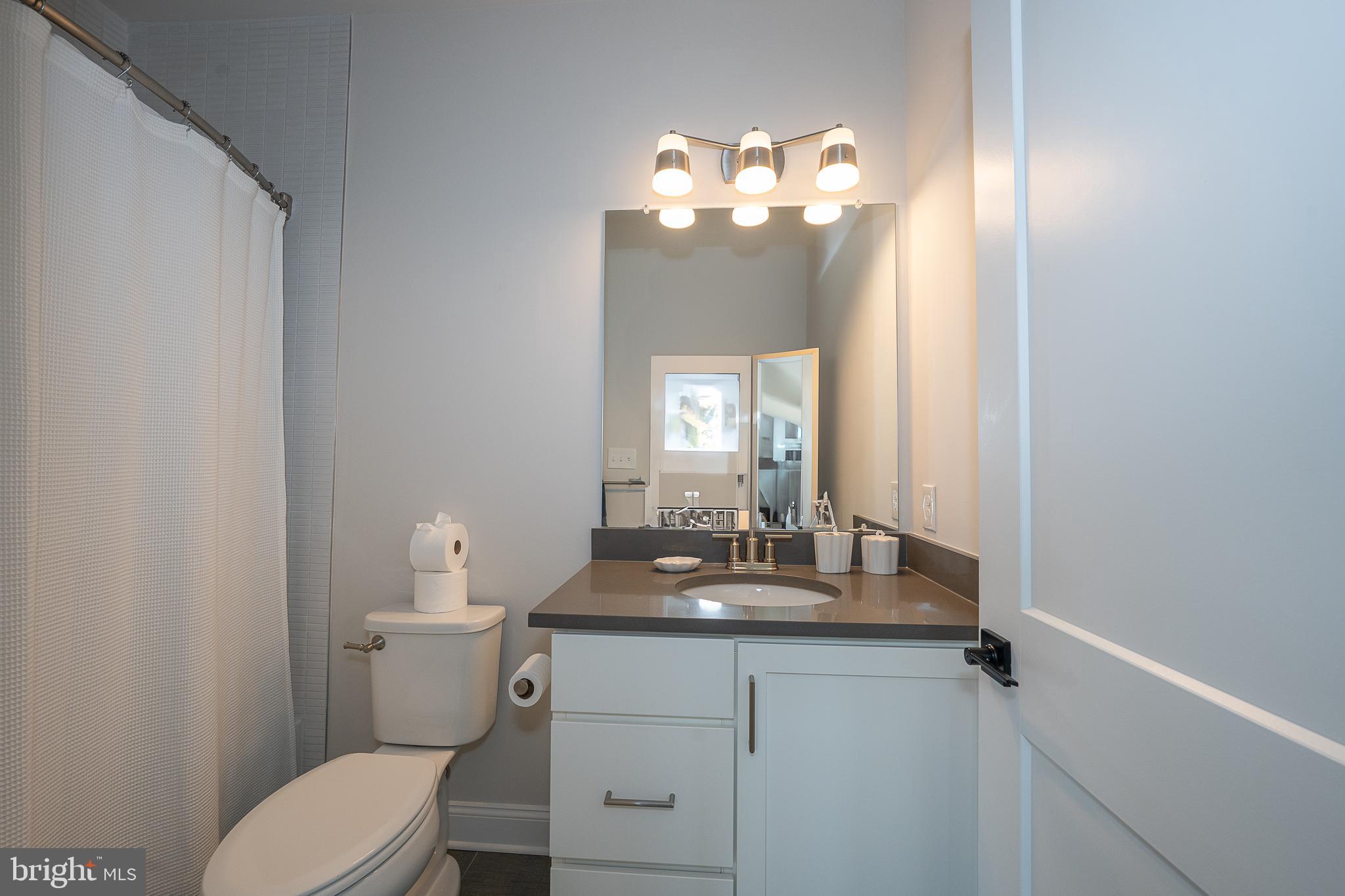 NEWTOWN WALK AT ELLIS PRESERVE - Residential