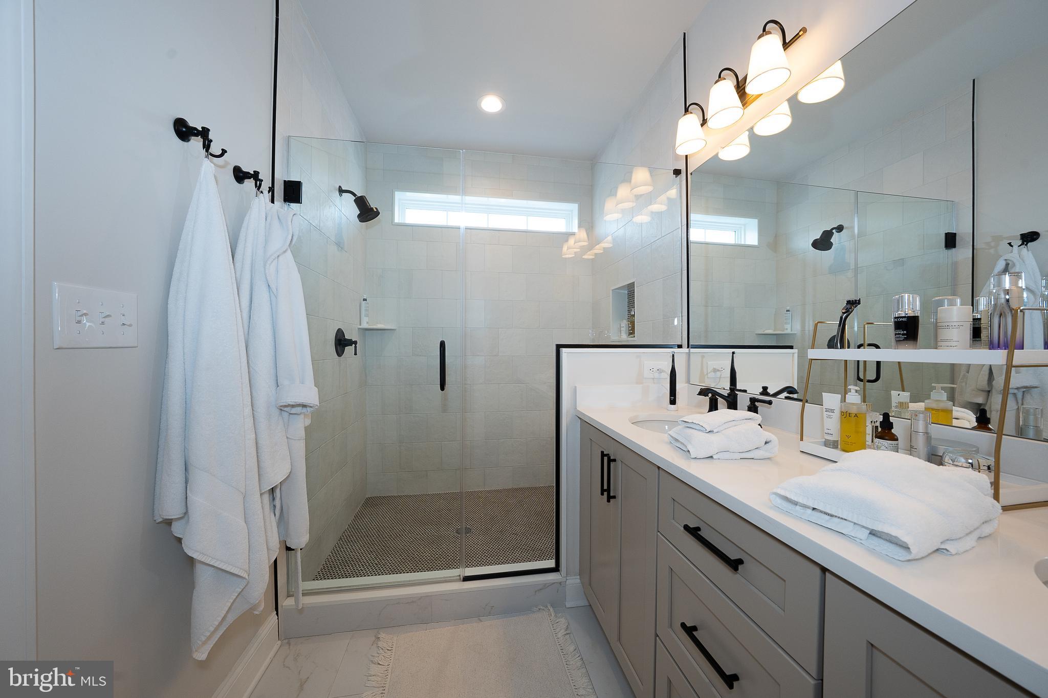 NEWTOWN WALK AT ELLIS PRESERVE - Residential