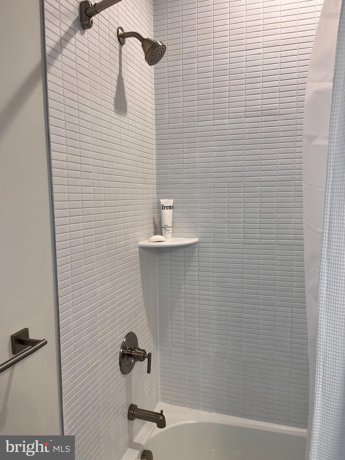 NEWTOWN WALK AT ELLIS PRESERVE - Residential