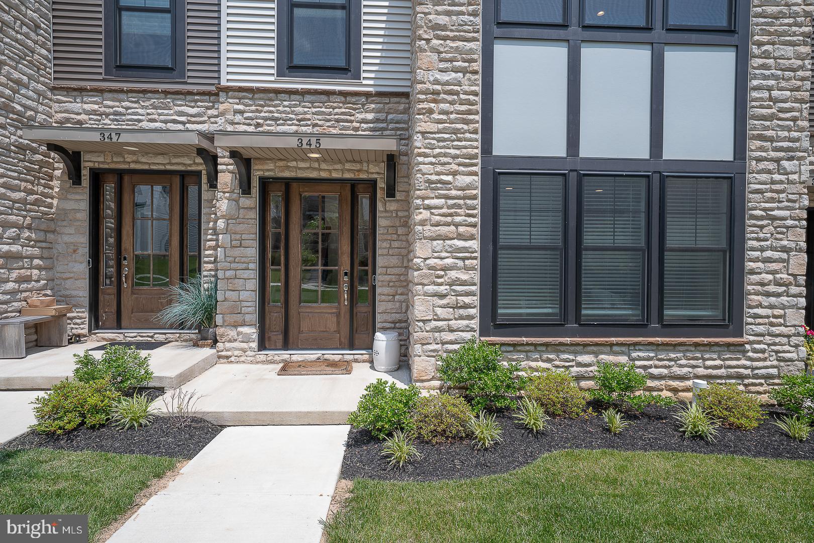 345 HORSESHOE TRAIL 16B