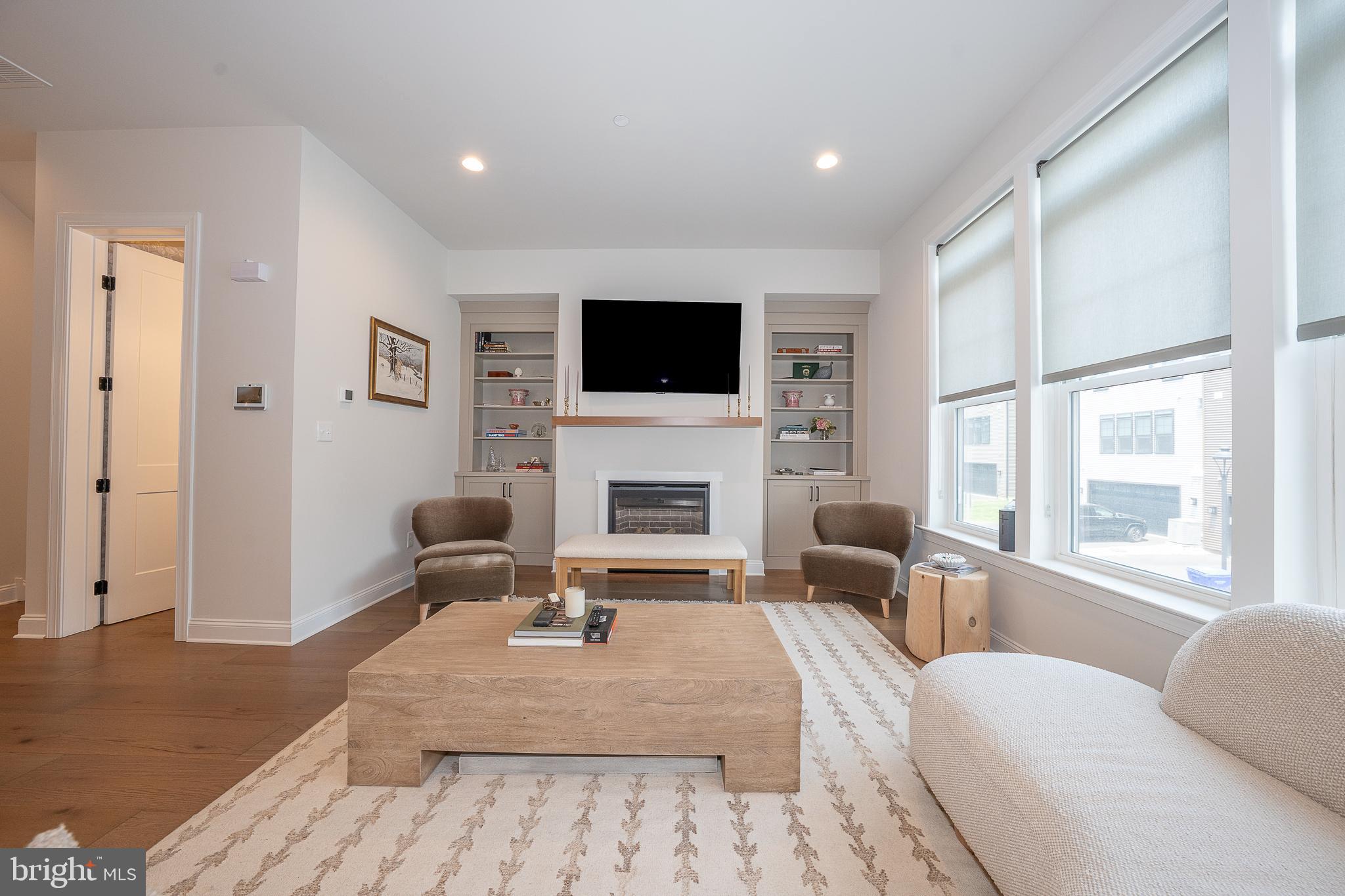 NEWTOWN WALK AT ELLIS PRESERVE - Residential