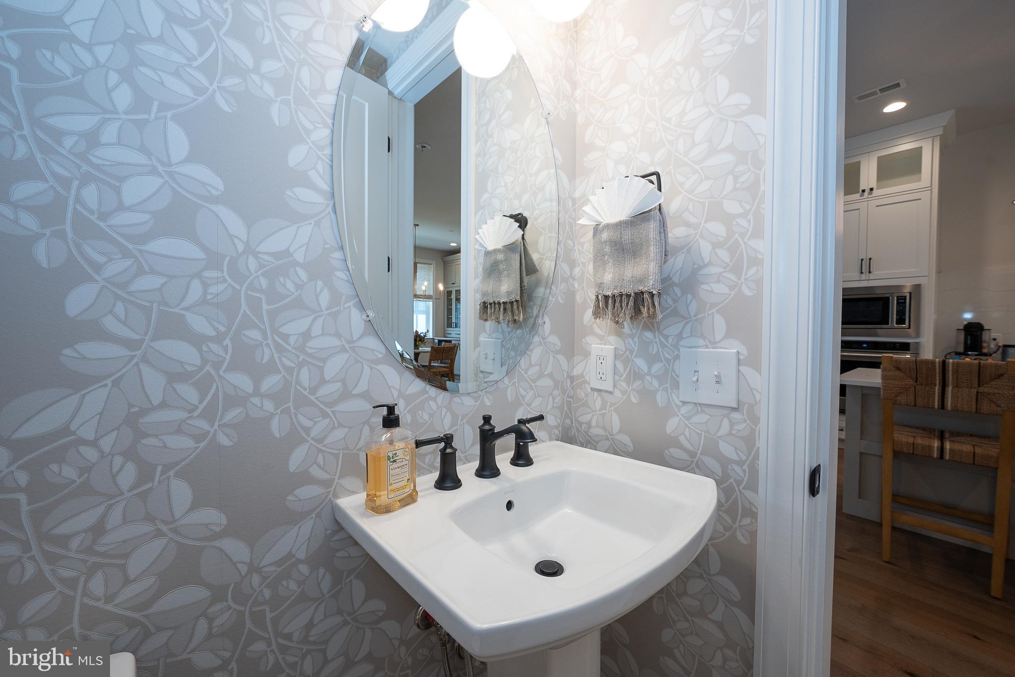 NEWTOWN WALK AT ELLIS PRESERVE - Residential