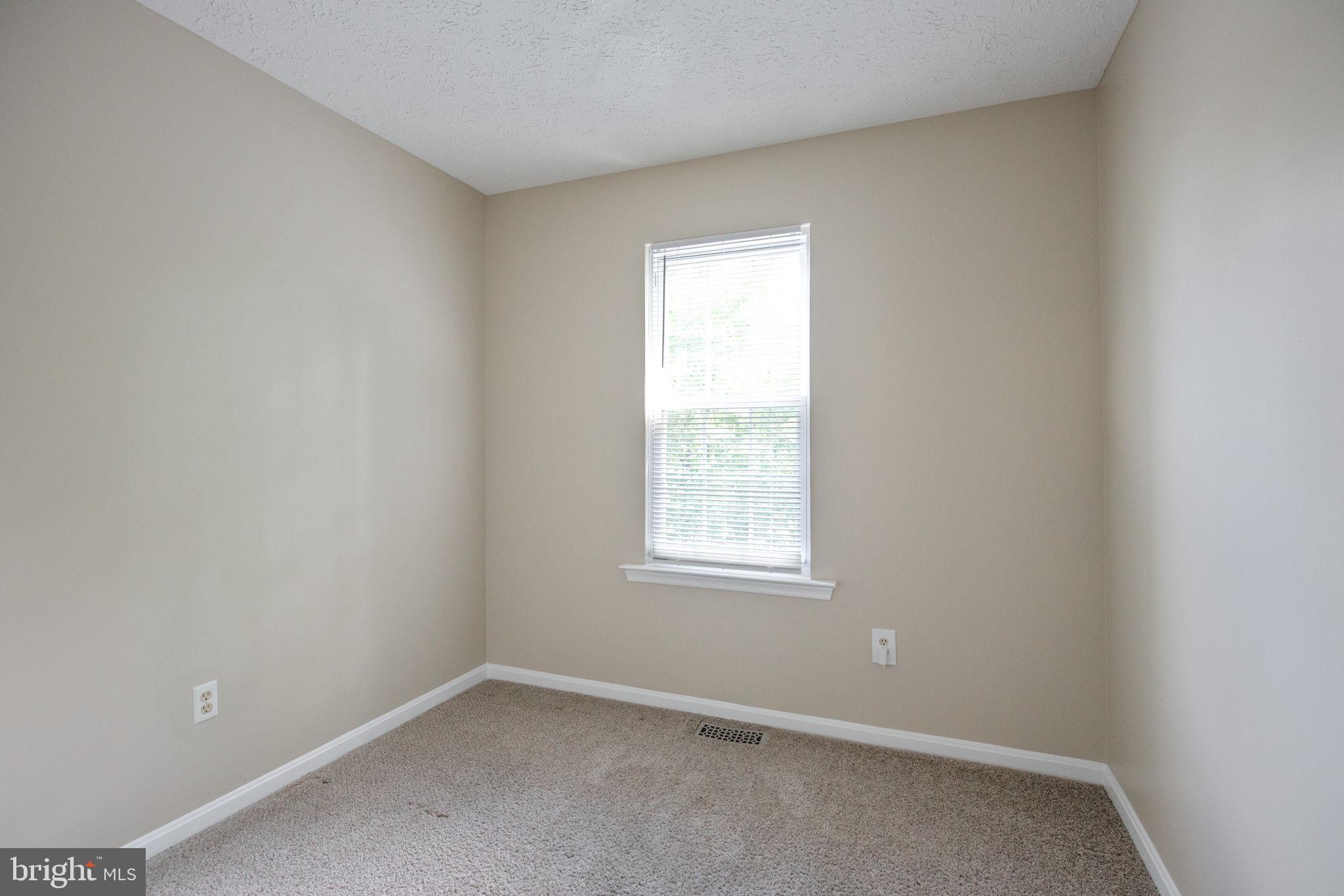 CARROLLS GREEN - Residential Lease