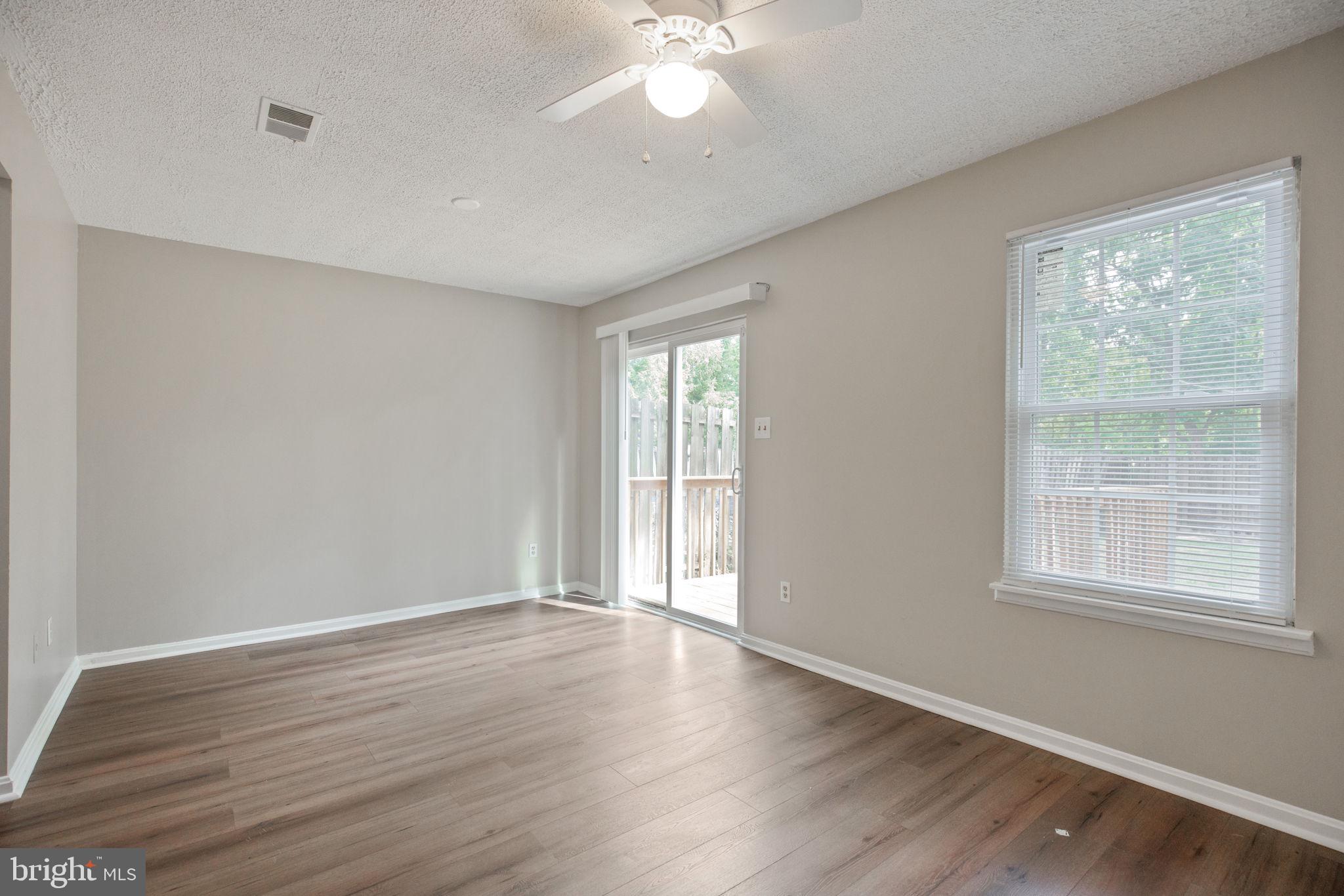 CARROLLS GREEN - Residential Lease