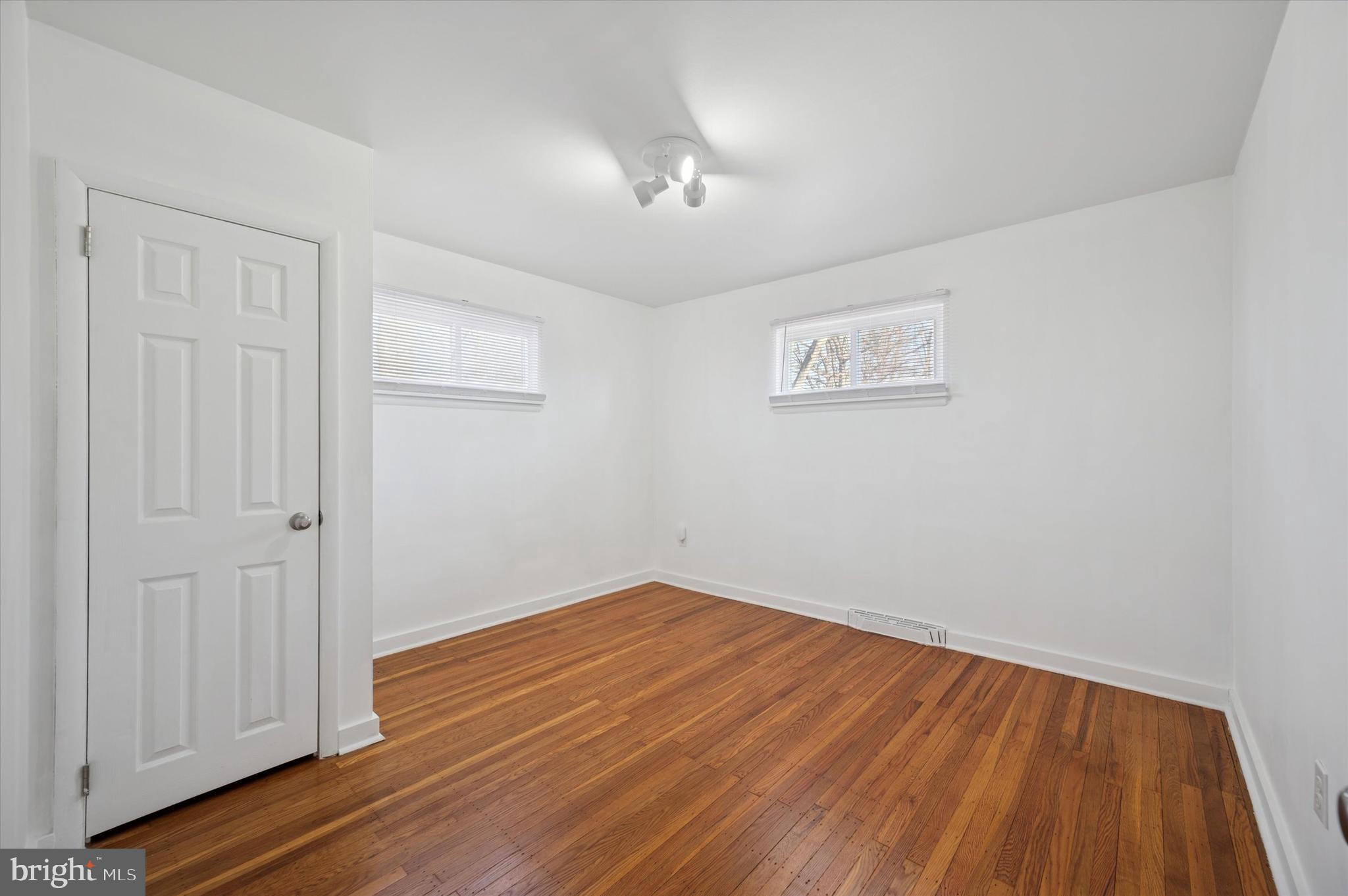 ARDSLEY - Residential