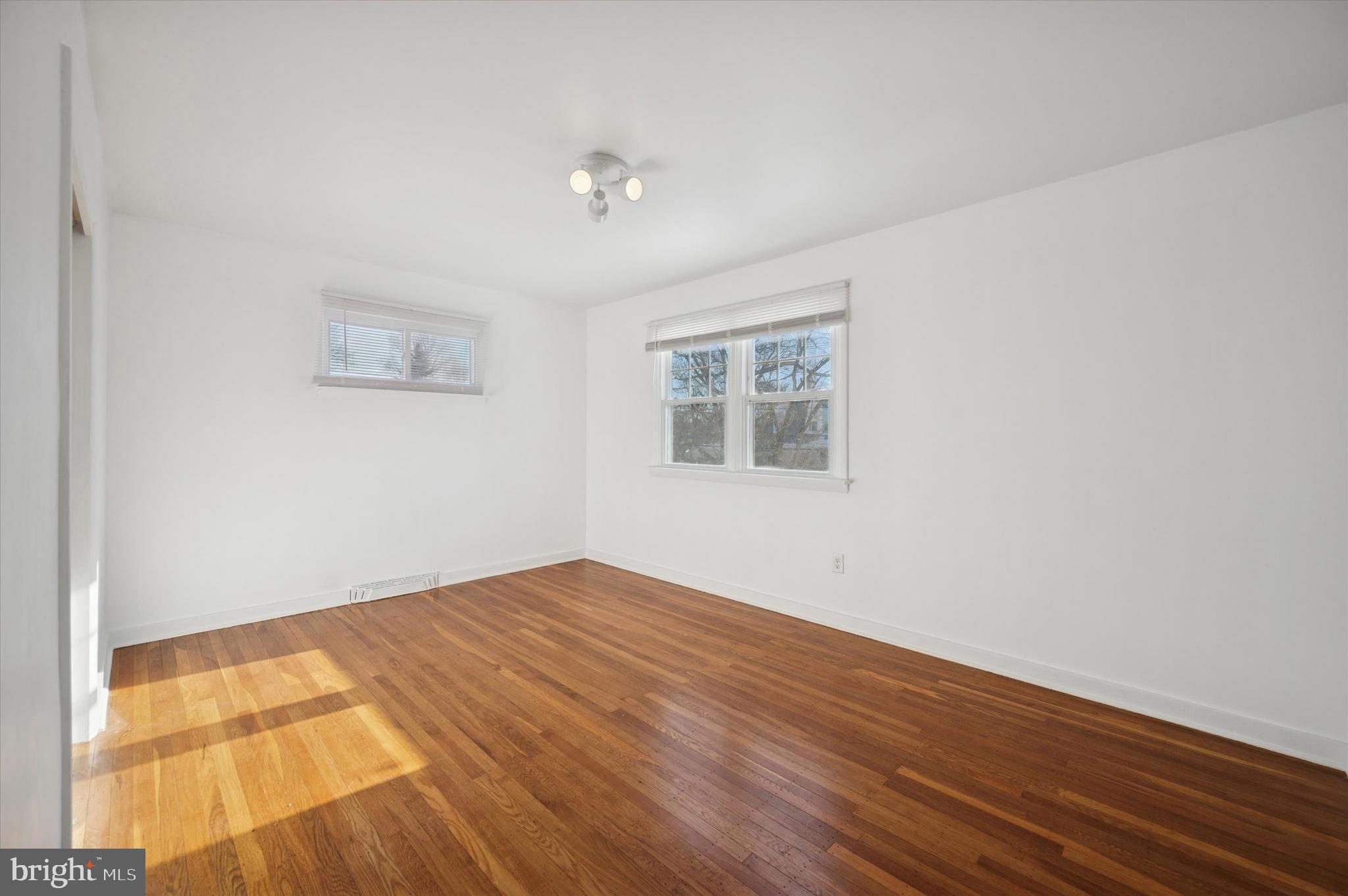 ARDSLEY - Residential