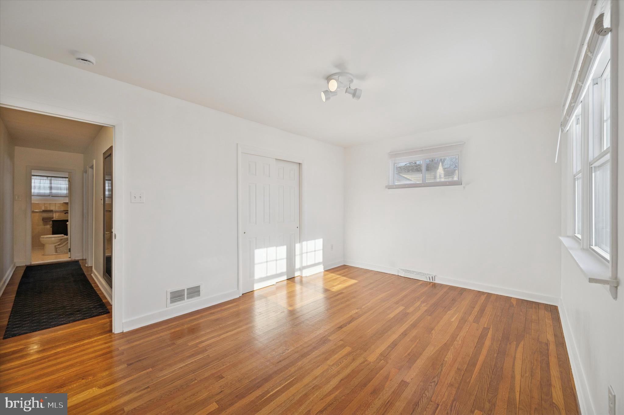 ARDSLEY - Residential