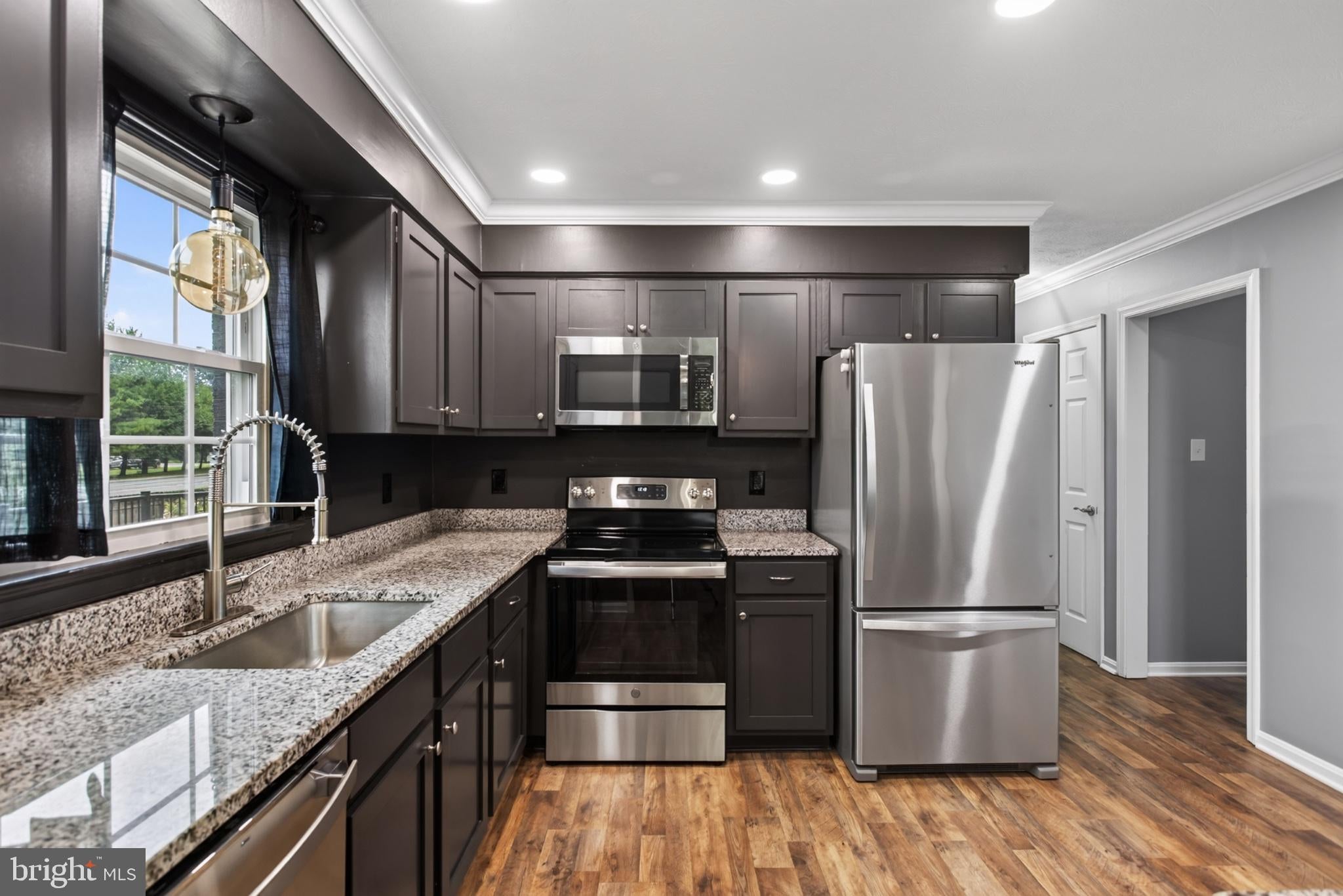 106 TUNIS COURT