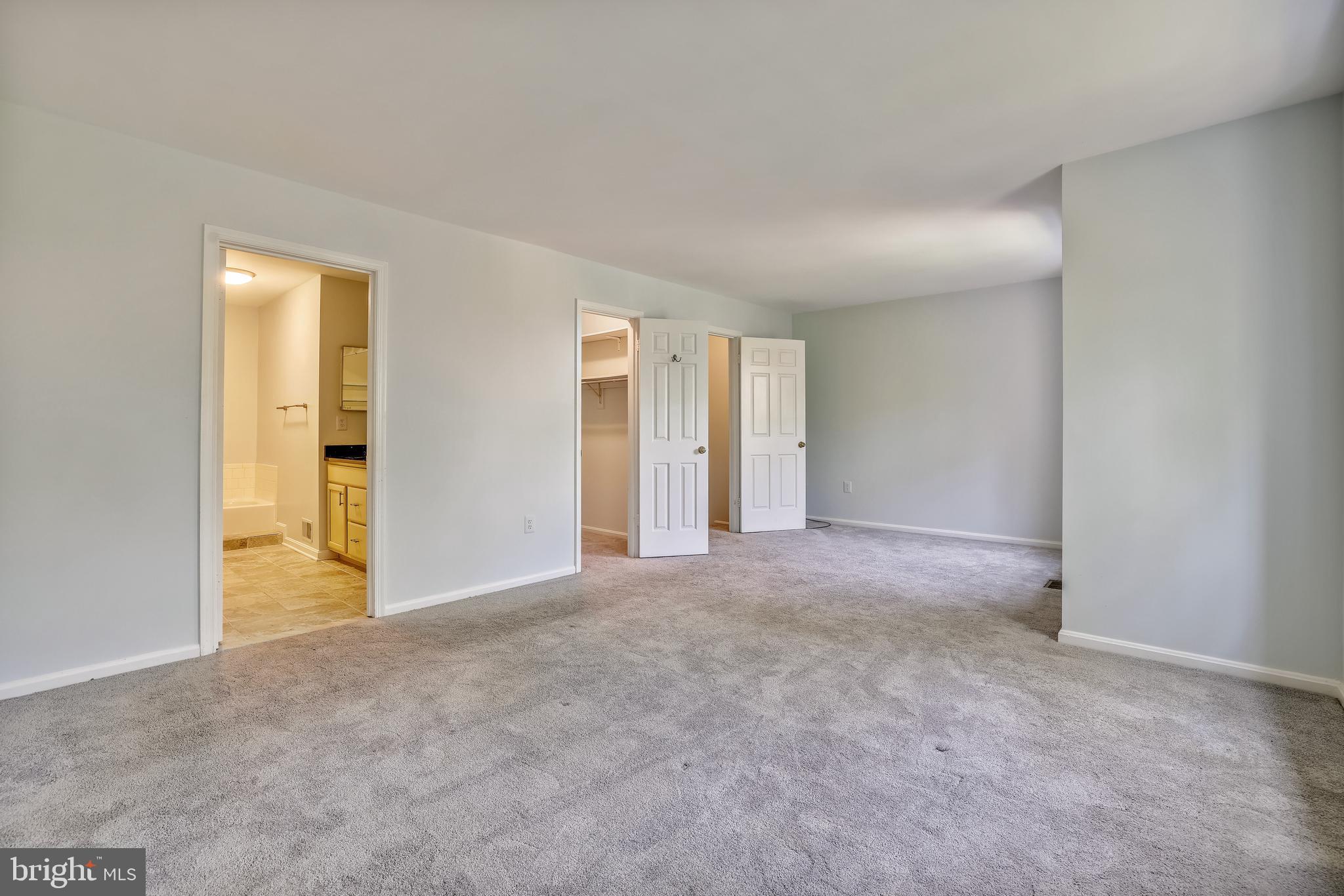 WILDWOOD HILLS - Residential Lease