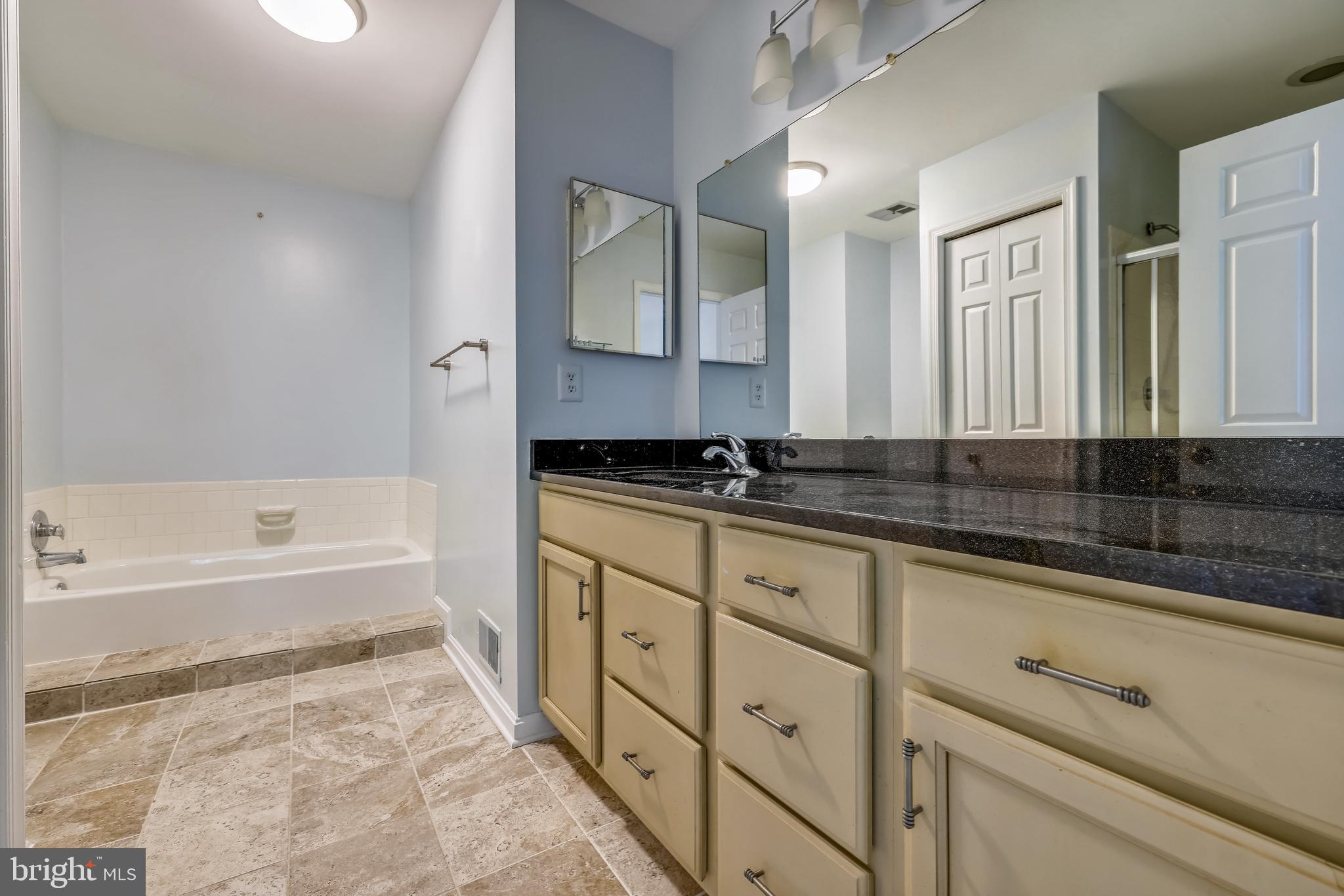 WILDWOOD HILLS - Residential Lease