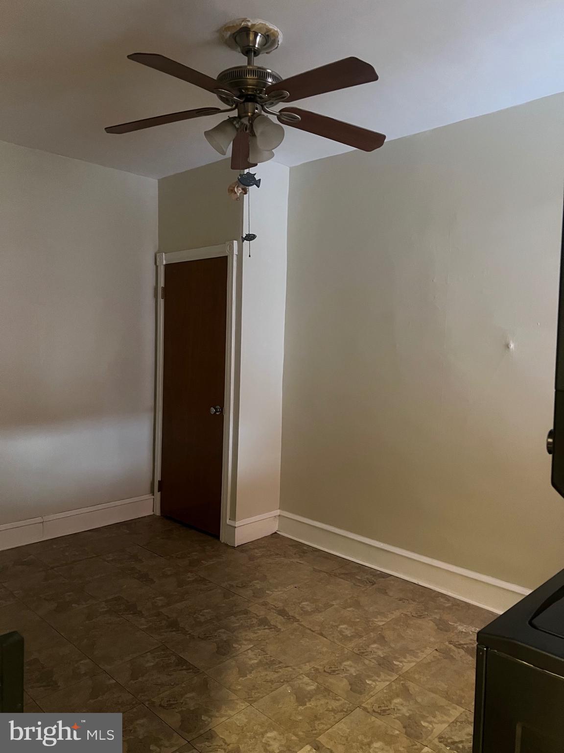 LOWER MOYAMENSING - Residential