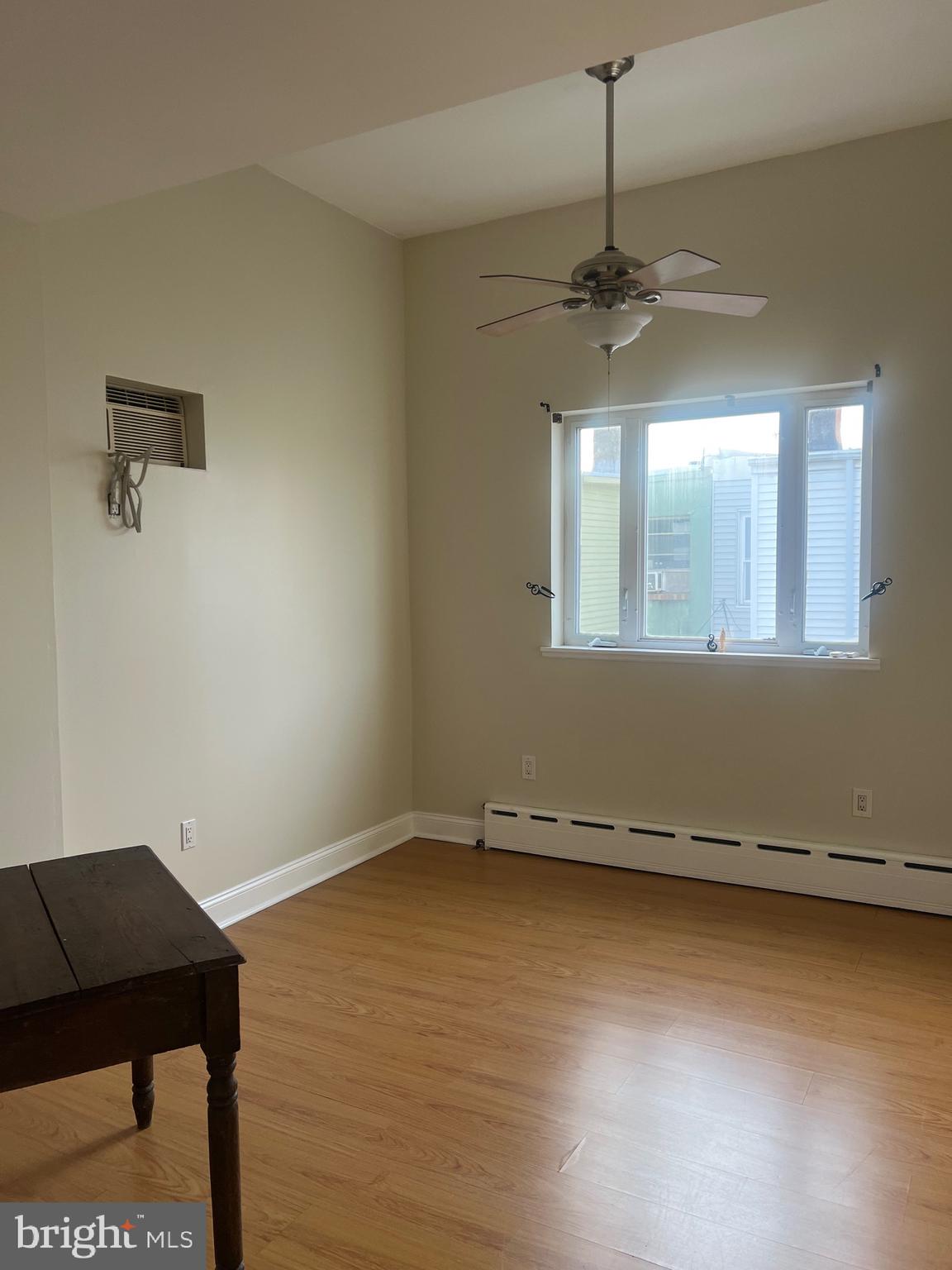 LOWER MOYAMENSING - Residential