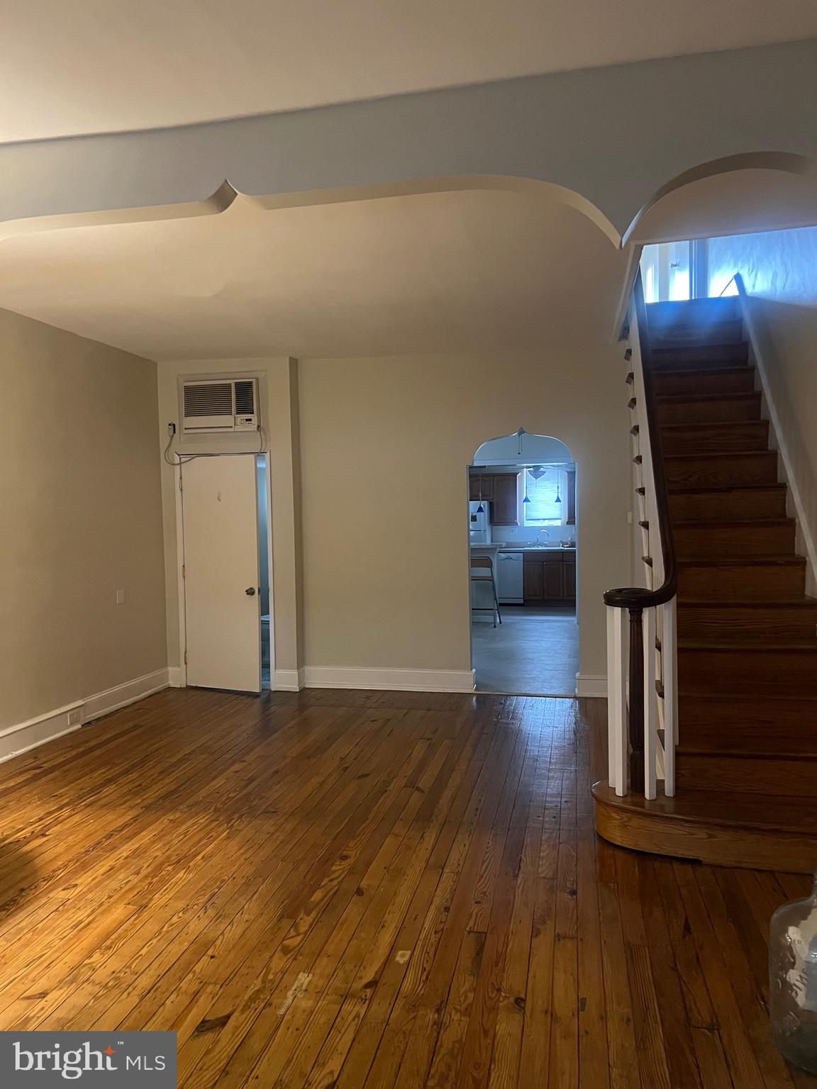 LOWER MOYAMENSING - Residential