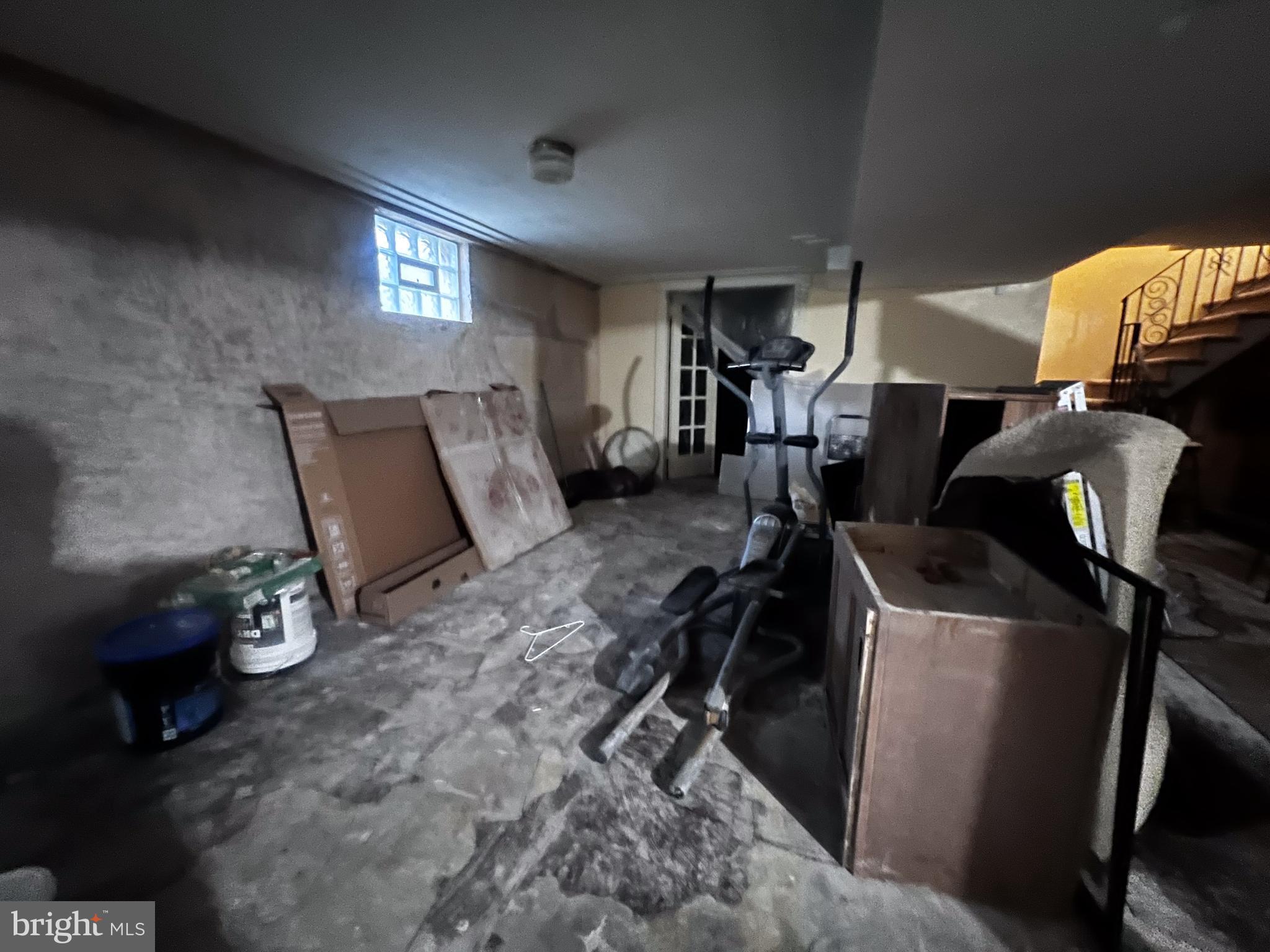 WEST OAK LANE - Residential