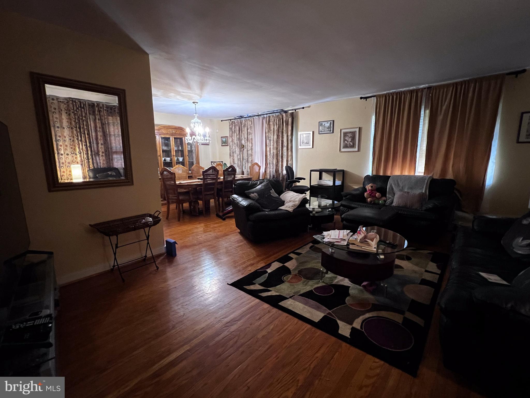 WEST OAK LANE - Residential