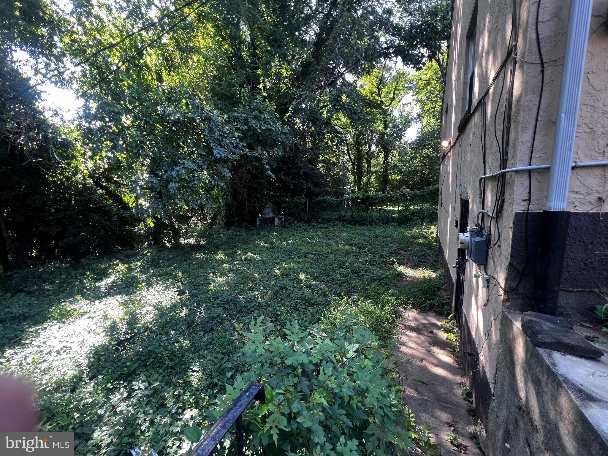 WEST OAK LANE - Residential