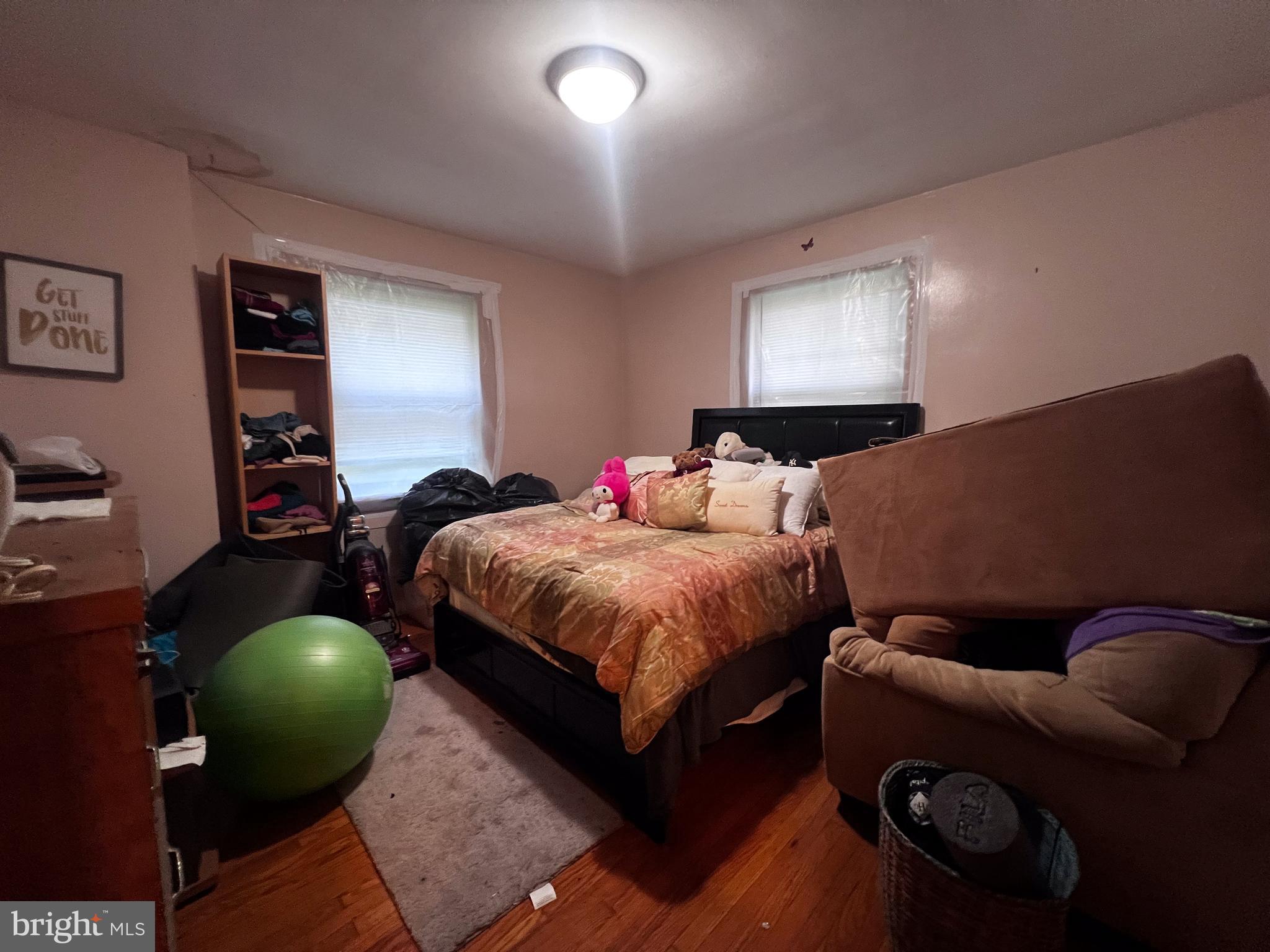 WEST OAK LANE - Residential