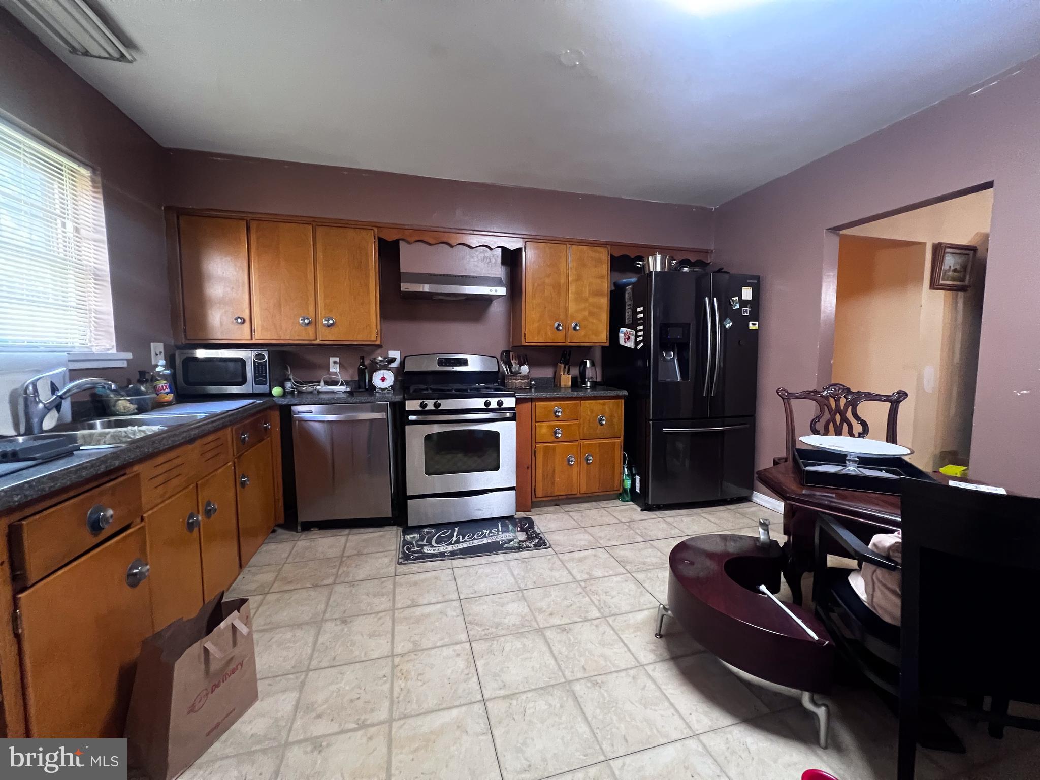 WEST OAK LANE - Residential