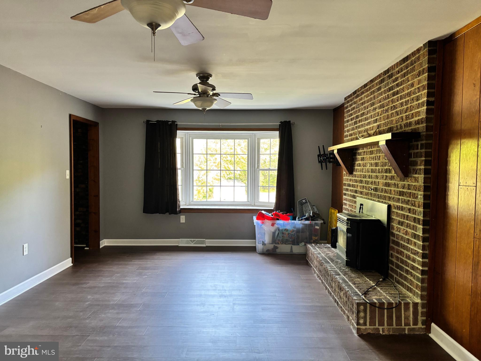 RUSTIC HILLS - Residential