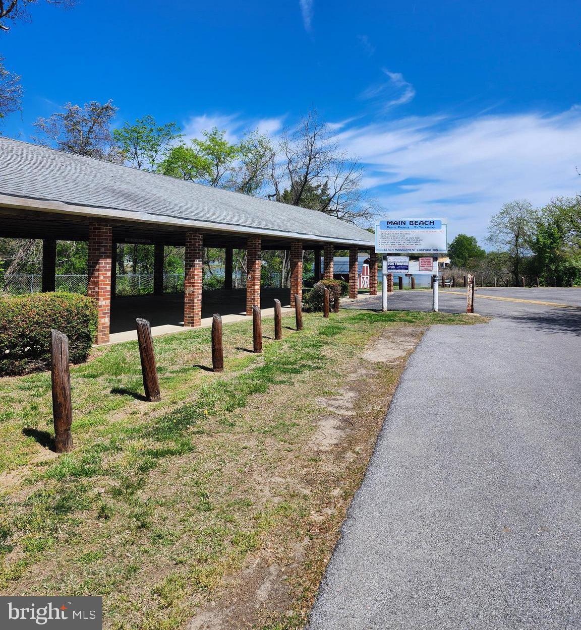 RUSTIC HILLS - Residential