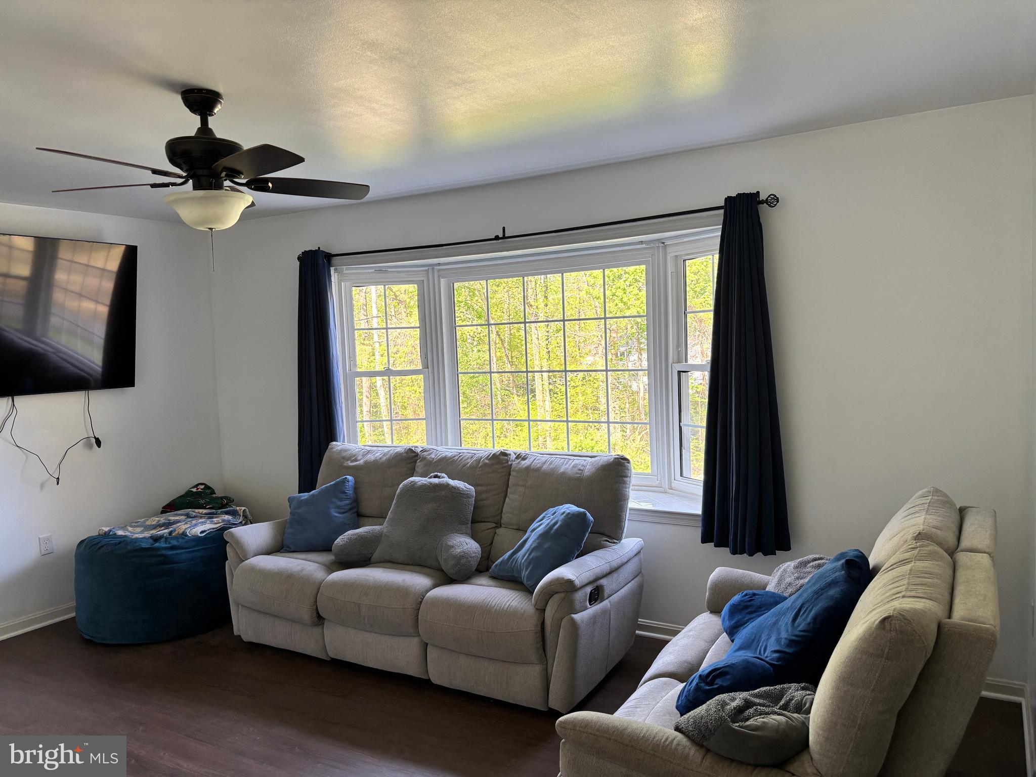 RUSTIC HILLS - Residential